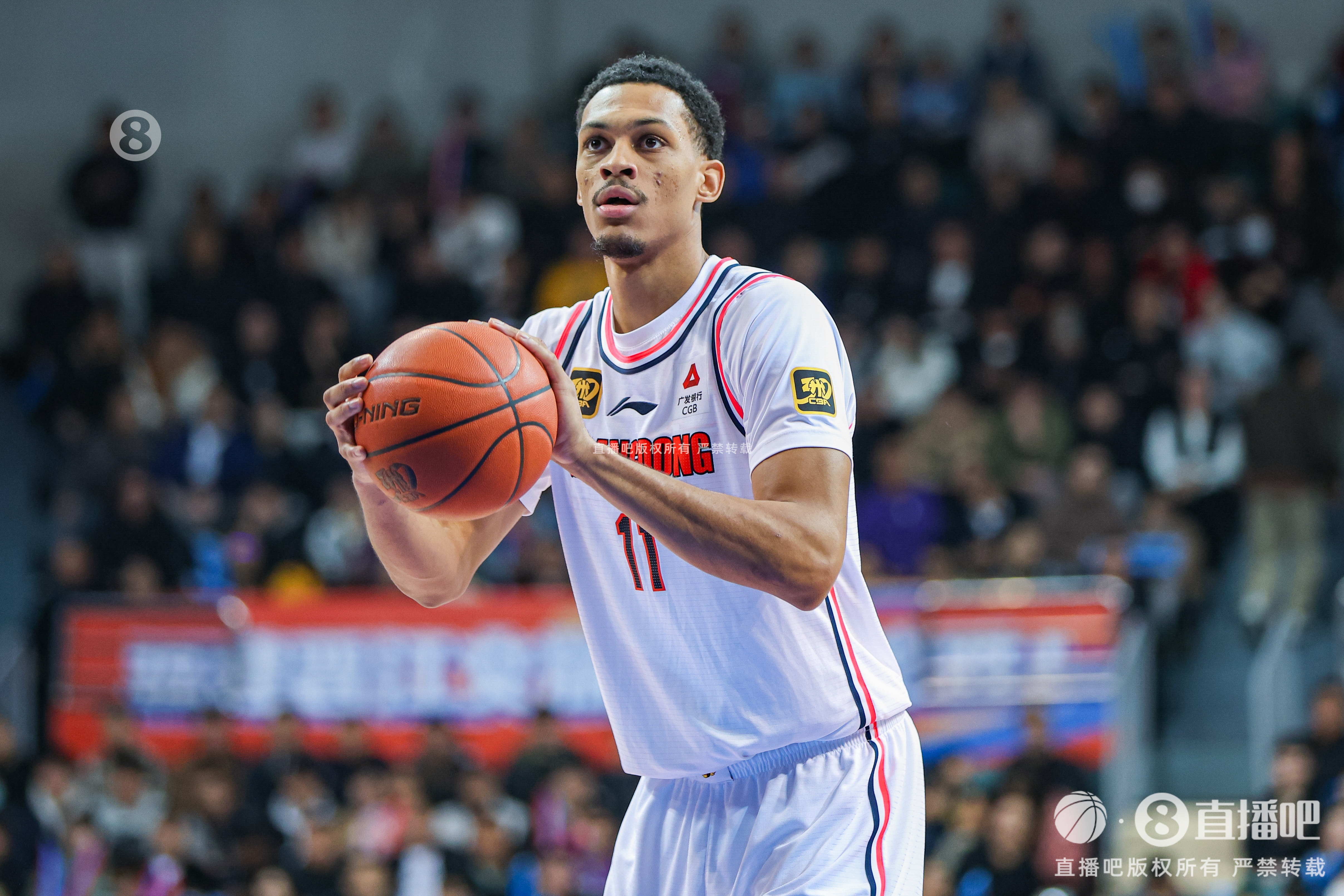 媒體人:貝茲利是廣東整個(gè)體系的潤(rùn)滑劑 他對(duì)廣東來(lái)說(shuō)非常重要!