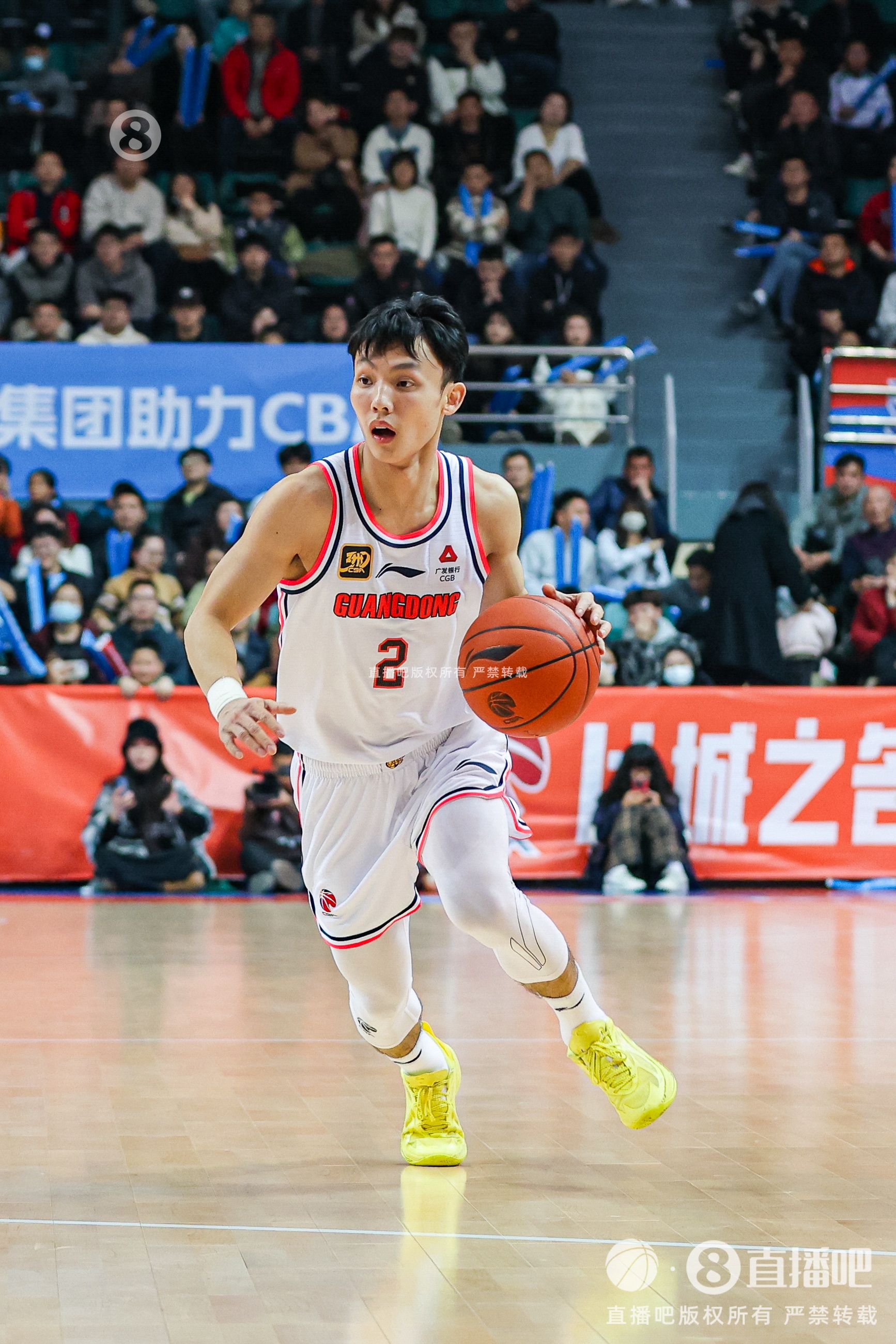 徐杰談大勝新疆:前一場惜敗 這場又少兩人 更激發(fā)了我們的求勝欲