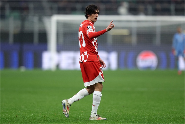 記者:赫羅納邊鋒希爾膝蓋重傷,大概率賽季報銷