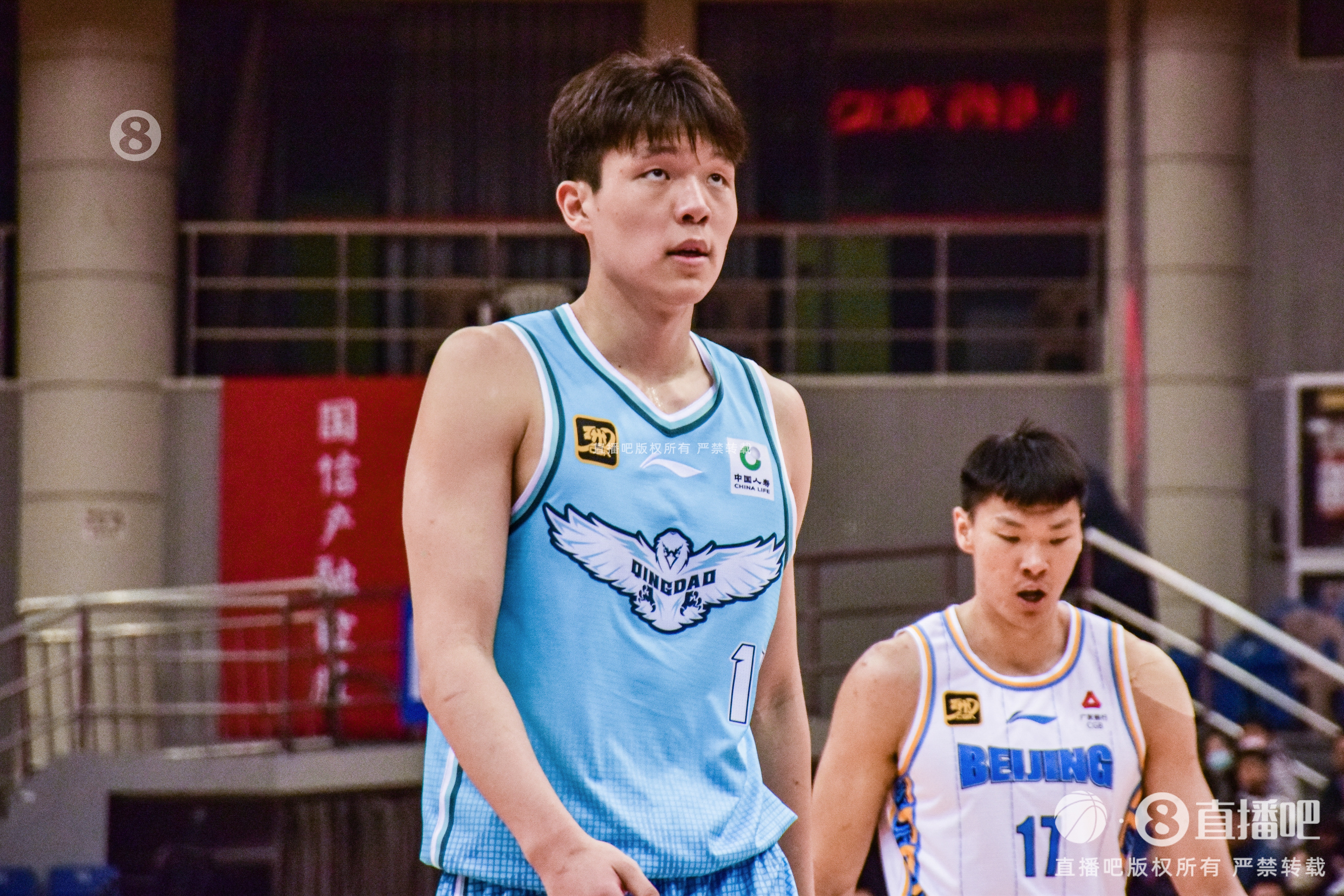 記者:楊瀚森重摔后去醫院拍片檢查 確診骨頭韌帶都沒有任何問題