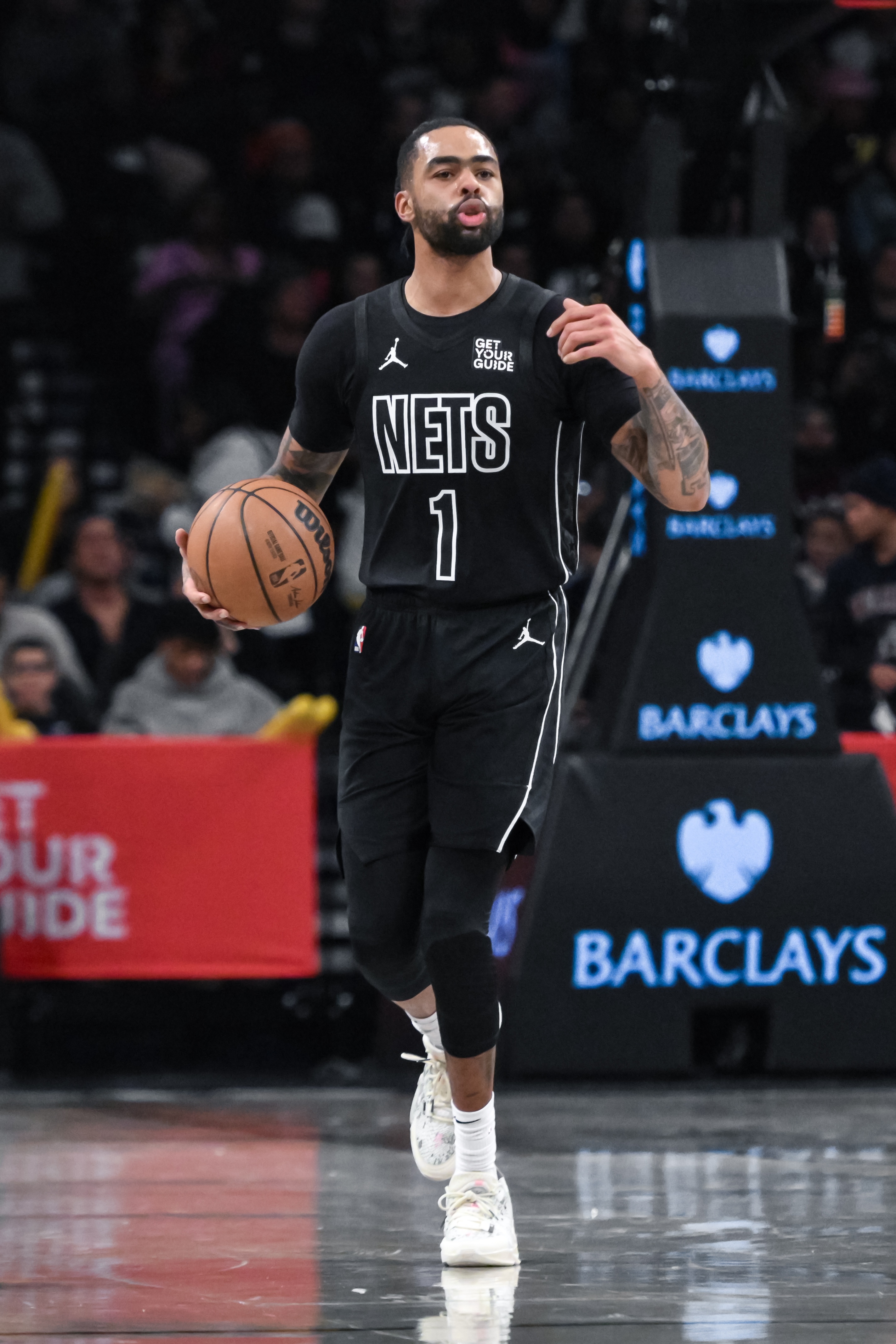 拉塞爾:我之前效力過很多支球隊(duì) 但有些球隊(duì)并不把團(tuán)隊(duì)放在首位