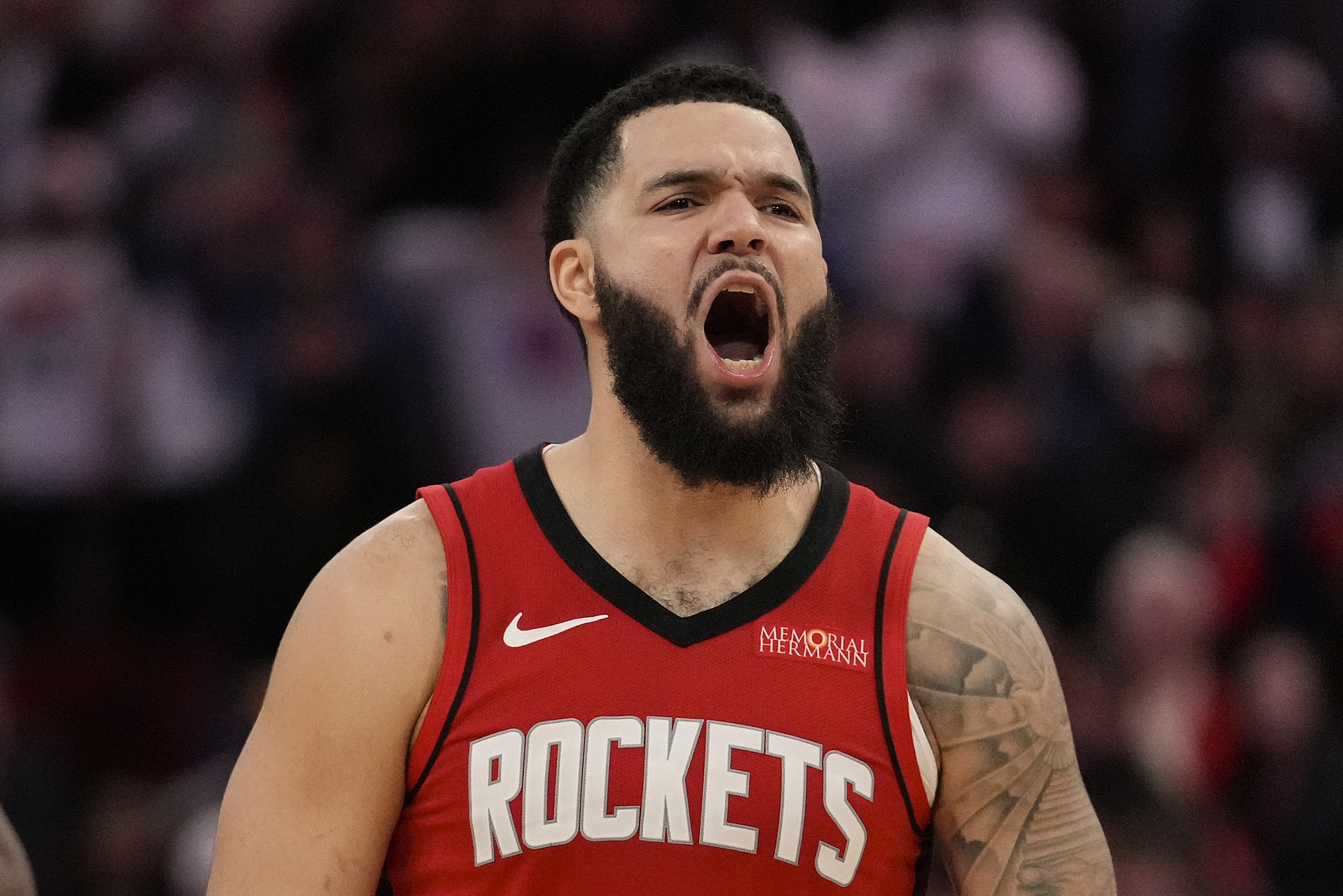 烏度卡:范弗里特全程參與了訓(xùn)練 明天是否出戰(zhàn)取決于恢復(fù)情況