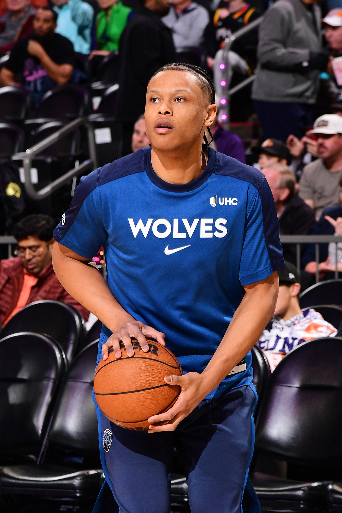 愛德華茲:克拉克的表現很棒 今晚我跟他說你像26歲時的貝弗利