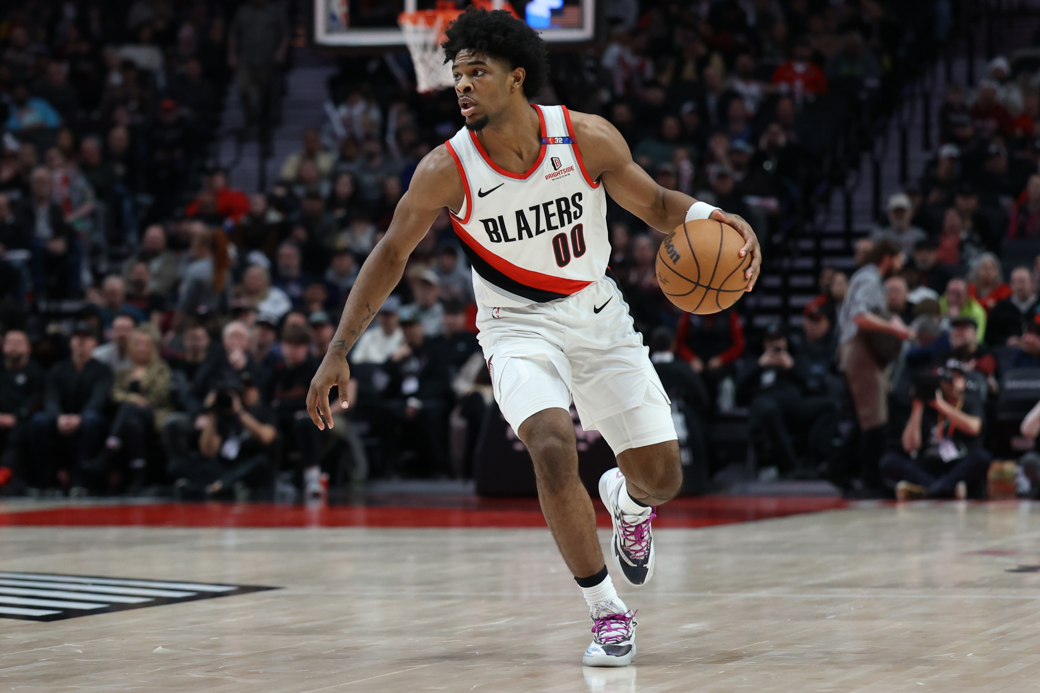 替補表現不錯!亨德森9中5拿到12分1助攻1搶斷