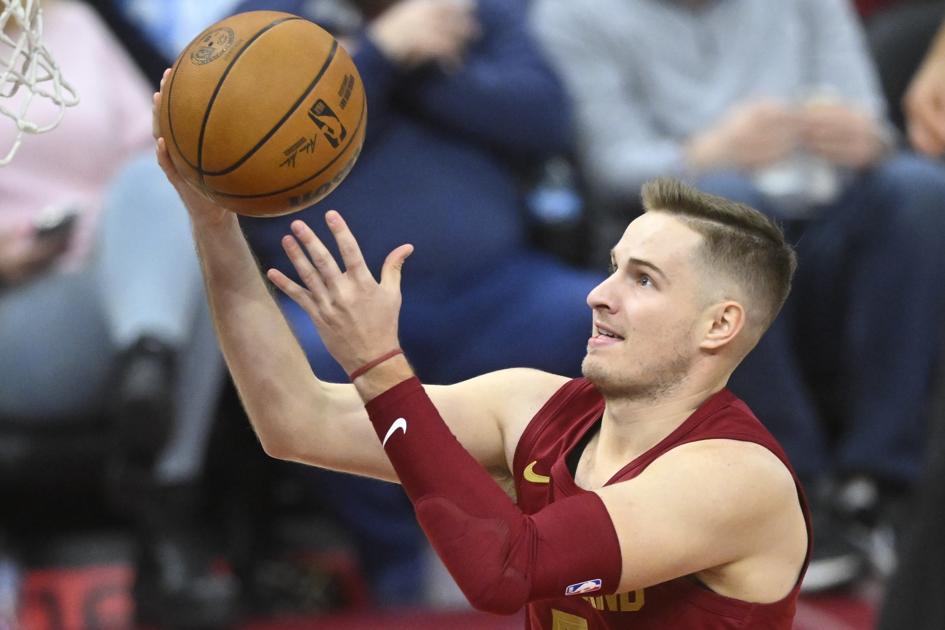 高效替補!梅里爾三分4中4射落12分 生涯總得分突破1000分