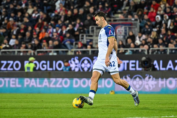 全市場:米蘭與尤文競爭維羅納后衛(wèi)庫博拉,已進(jìn)行考察