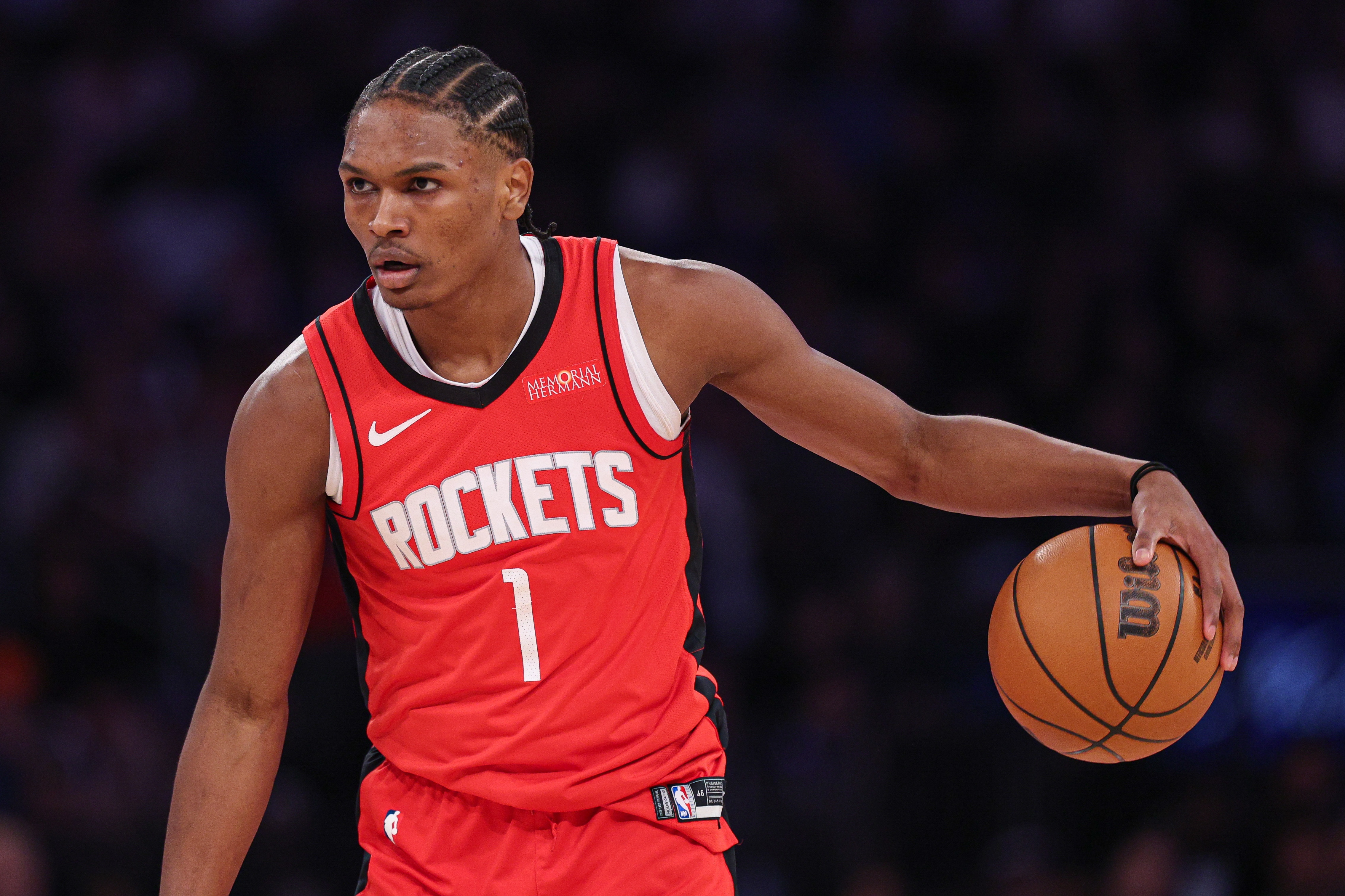 烏度卡:阿門現在走動看上去很正常 沒有一瘸一拐 這是個好跡象