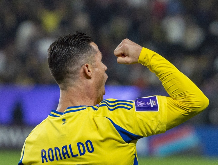 沙特聯射手榜：C羅18球領跑，本澤馬16球第二、奧巴梅揚11球第十