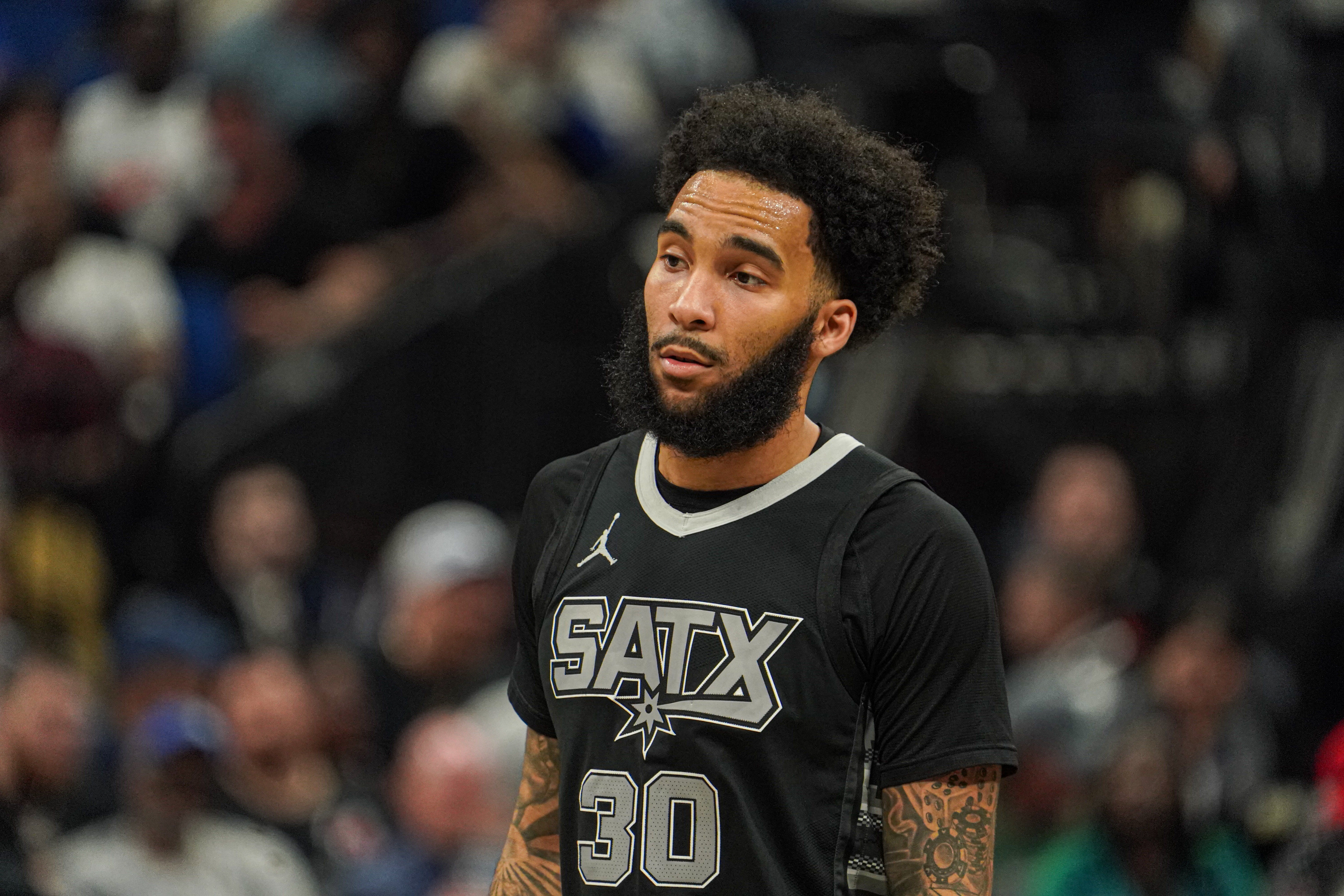 找不到筐!尚帕尼三分6中0得4分6板2助2斷 正負值-20最低