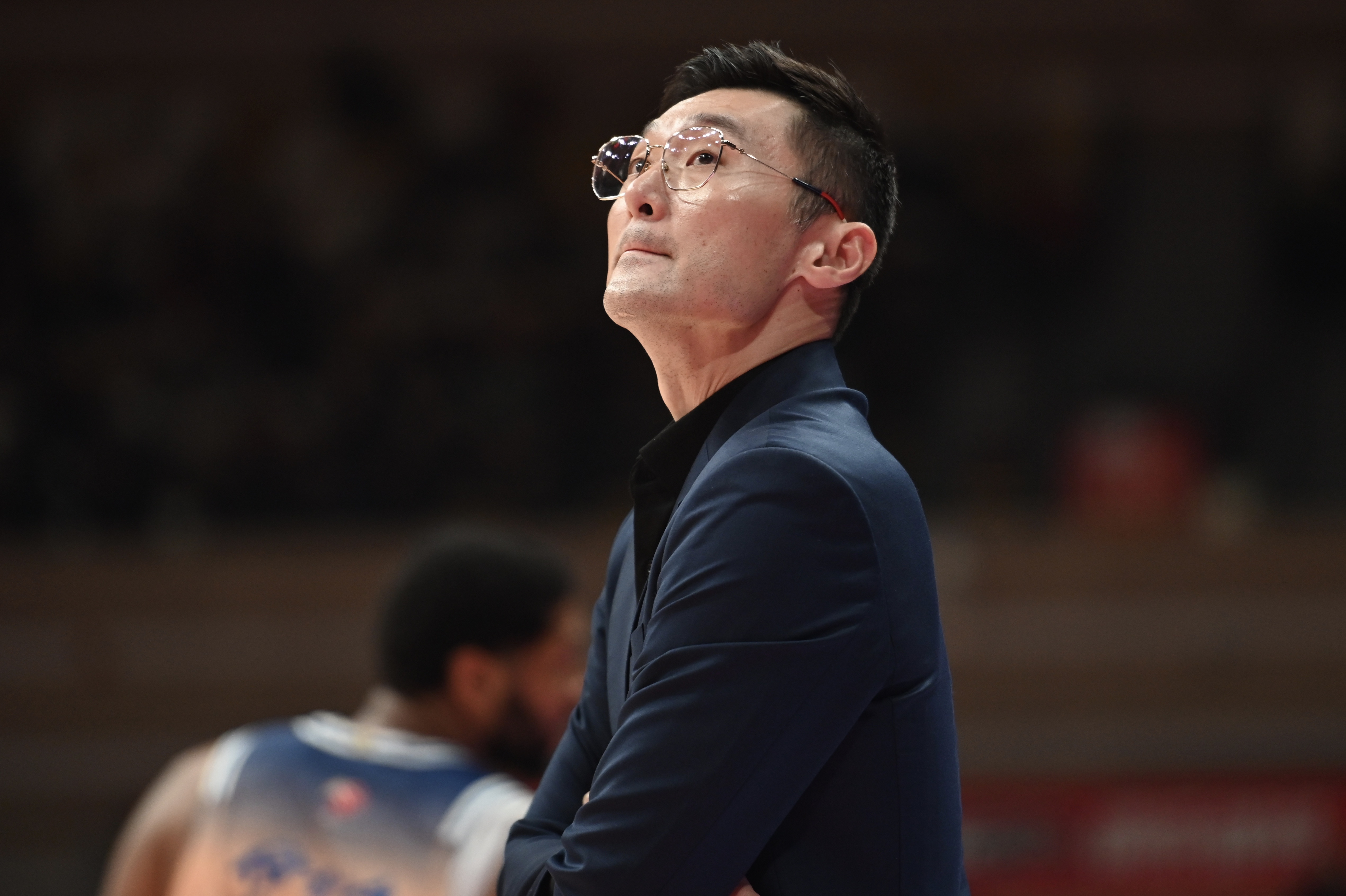 劉煒:我們命中率太低&很多空籃都上不進 輸球的責任都是教練的