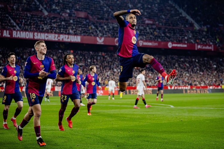 巴西主帥談拉菲尼亞:美洲杯時(shí)他備受質(zhì)疑,如今他是金球獎(jiǎng)候選