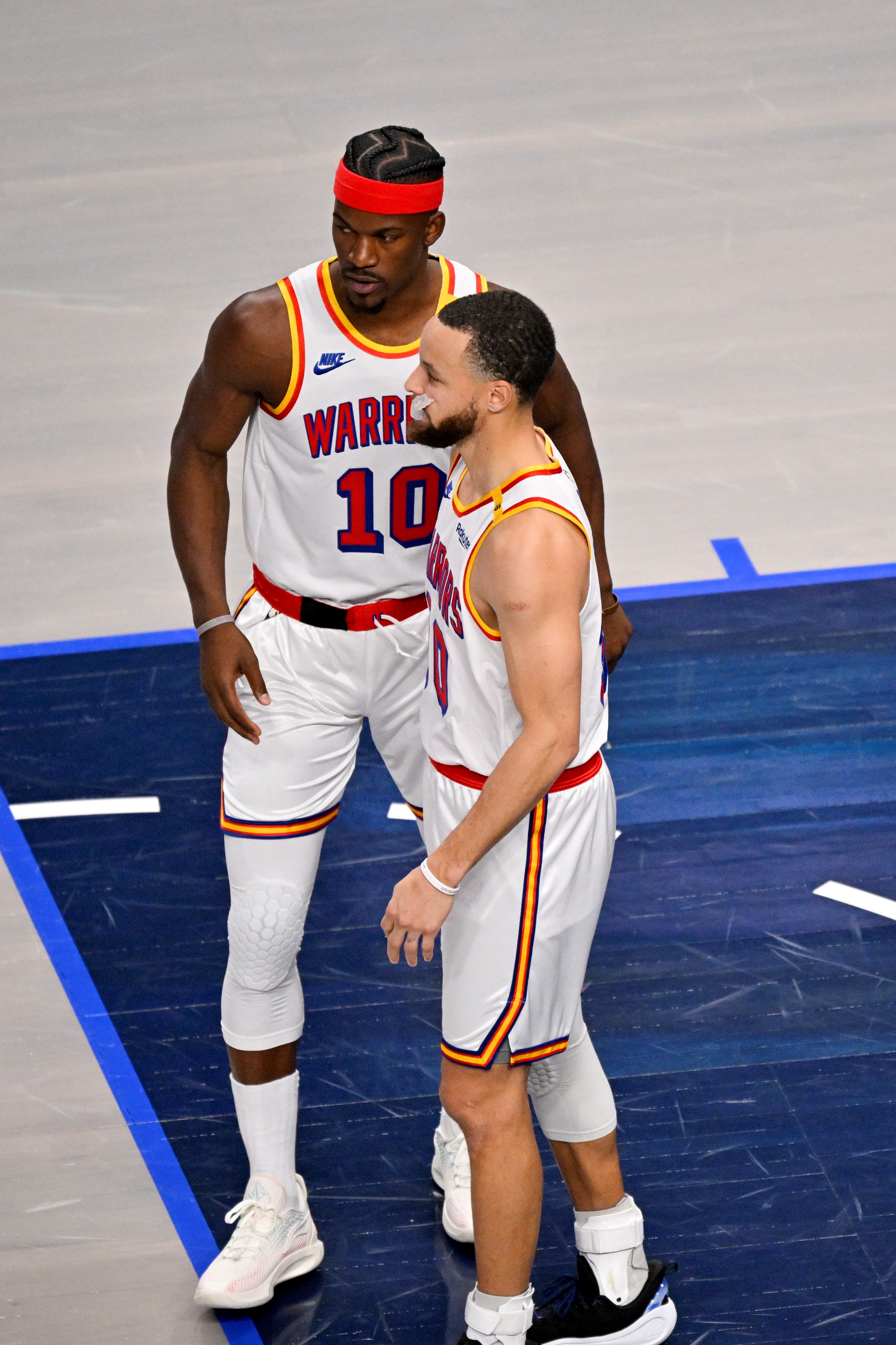 庫里談近期狀態(tài)提升:所有因素促成了這一點 巴特勒幫了大忙