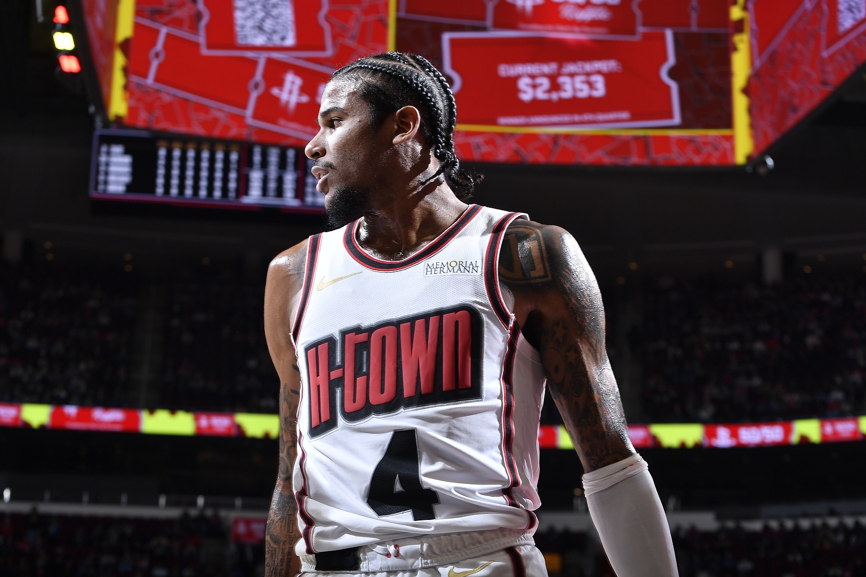 率隊(duì)反超!杰倫-格林半場12中5&三分5中2 拿下12分5板5助2斷