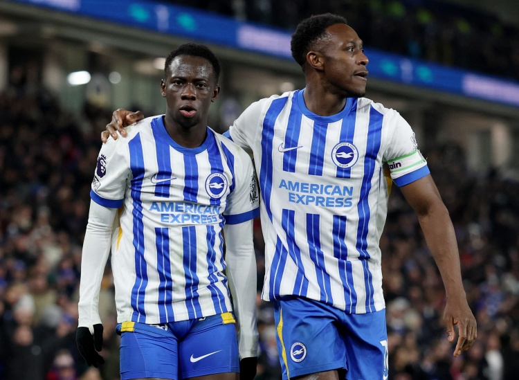 終于拿分!布萊頓近年在英超客場對陣曼城的戰(zhàn)績?yōu)椋?負1平