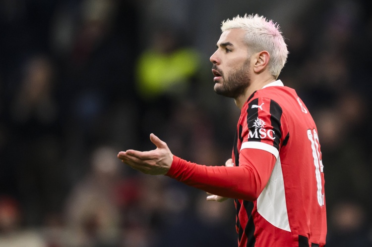 該不該續(xù)約?造點+助攻,27歲特奧本賽季40場4球6助攻+5黃2紅