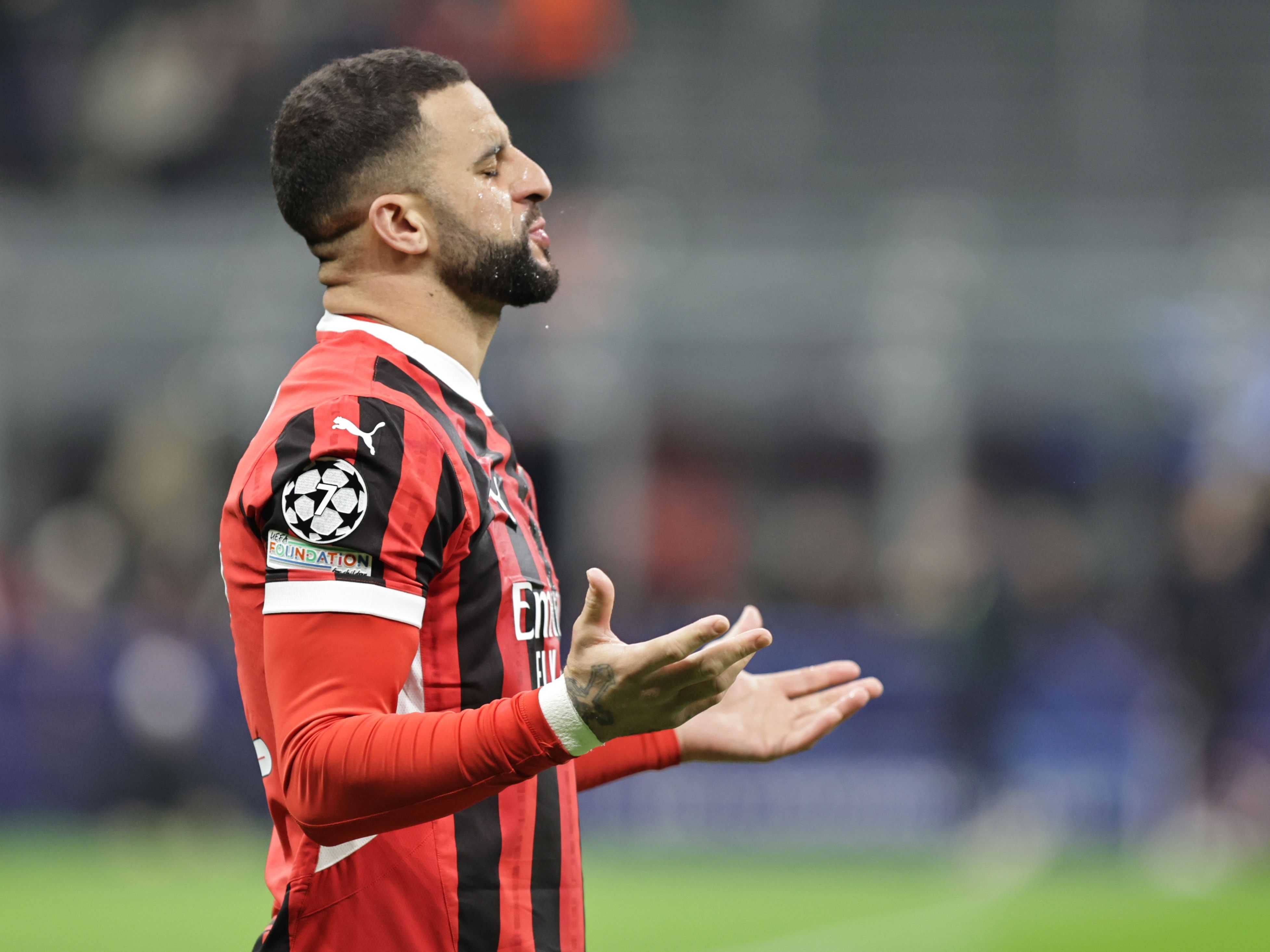 米體:沃克帶來了豐富經(jīng)驗(yàn)和贏家心態(tài),米蘭已決定從曼城買斷他