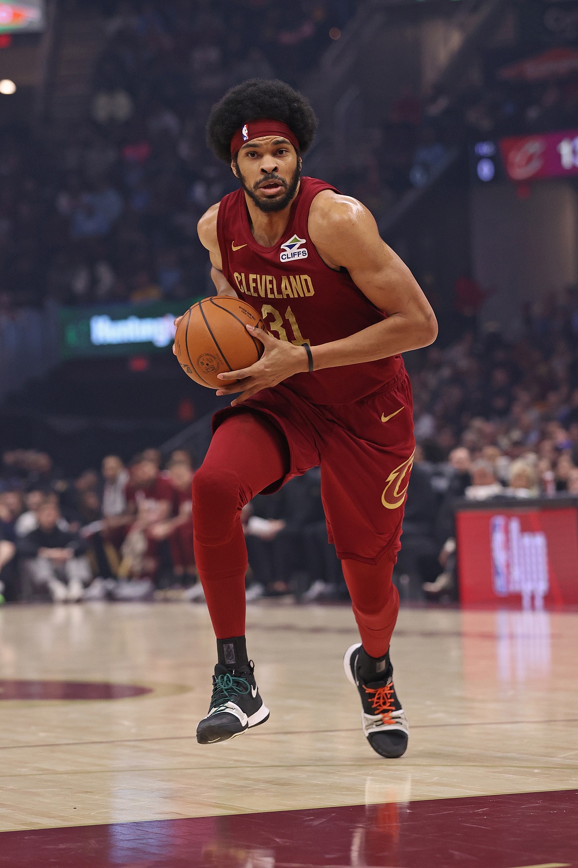 高產高效!阿倫第3次以90+%命中率砍下25+15板 近40年來最多