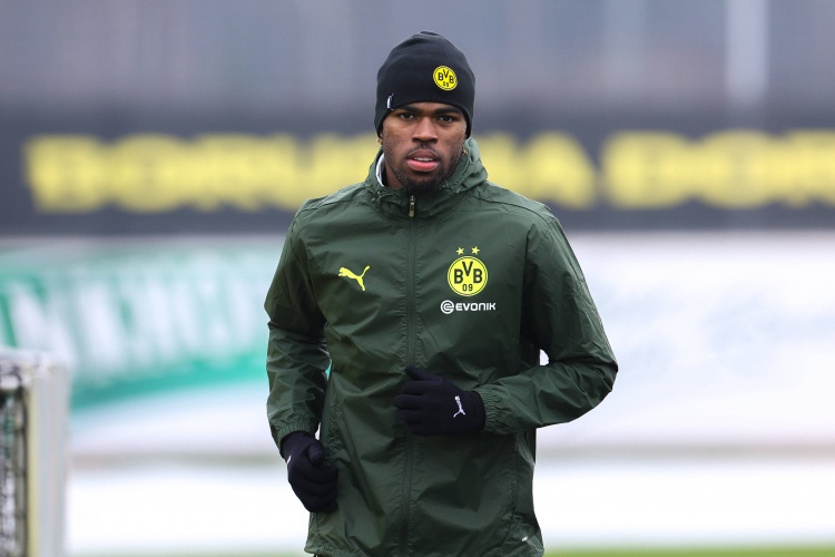 德媒：多特不會激活楚克烏梅卡的買斷選項，3500萬歐買他風險太大