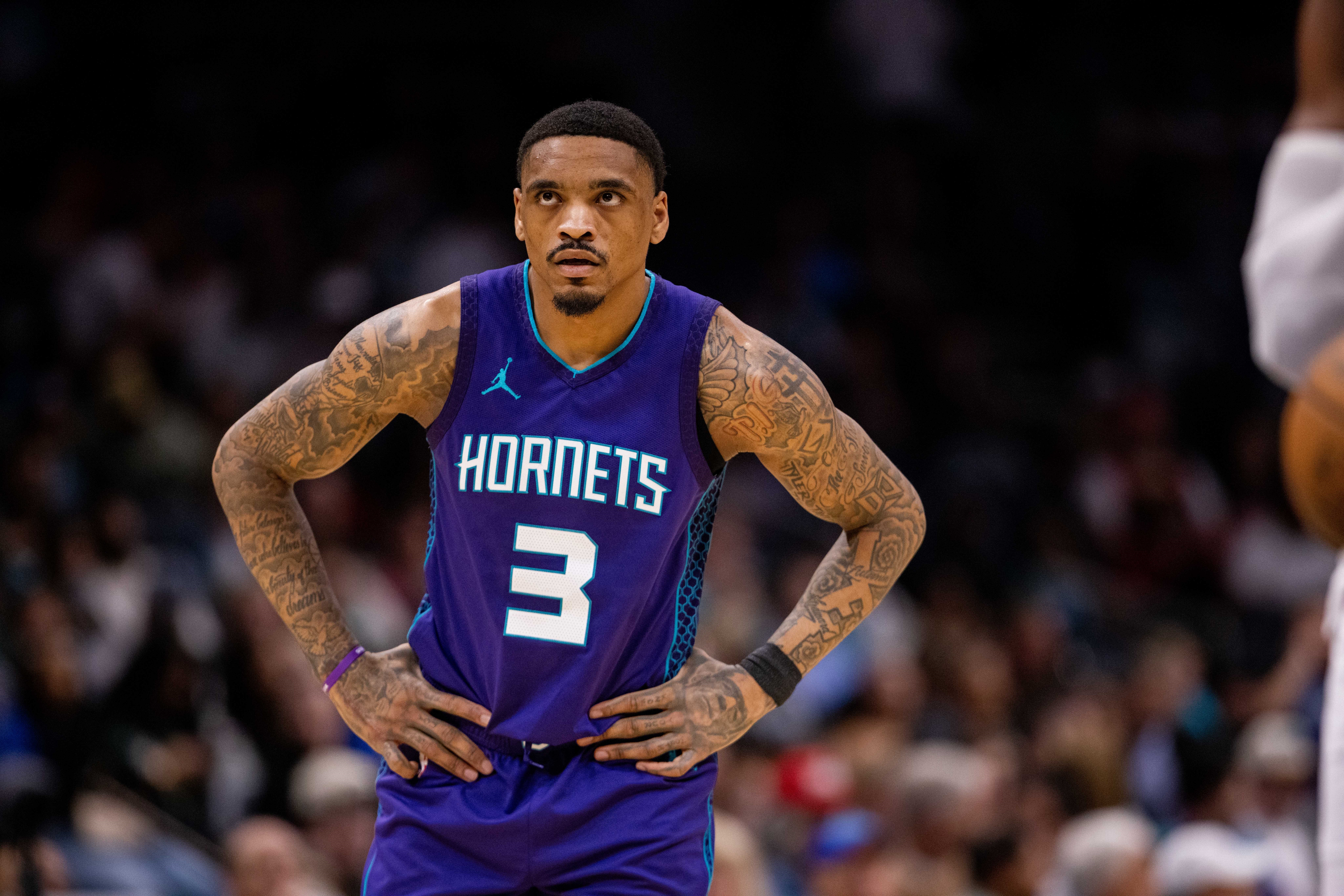 杰弗里斯:打出黃蜂風(fēng)格的籃球 是否首發(fā)沒什么不同就是帶來活力