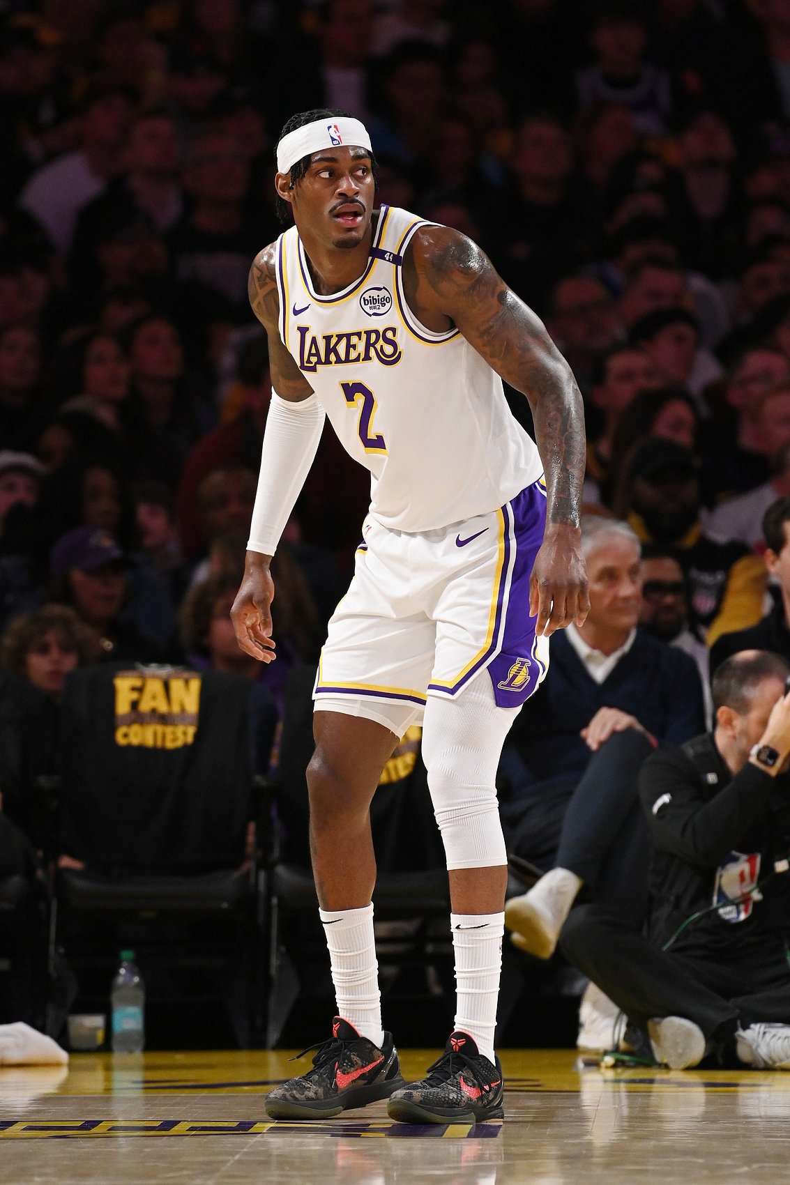 撕咬！范德比爾特6中4得10分2板1助3斷 防守范圍覆蓋全場