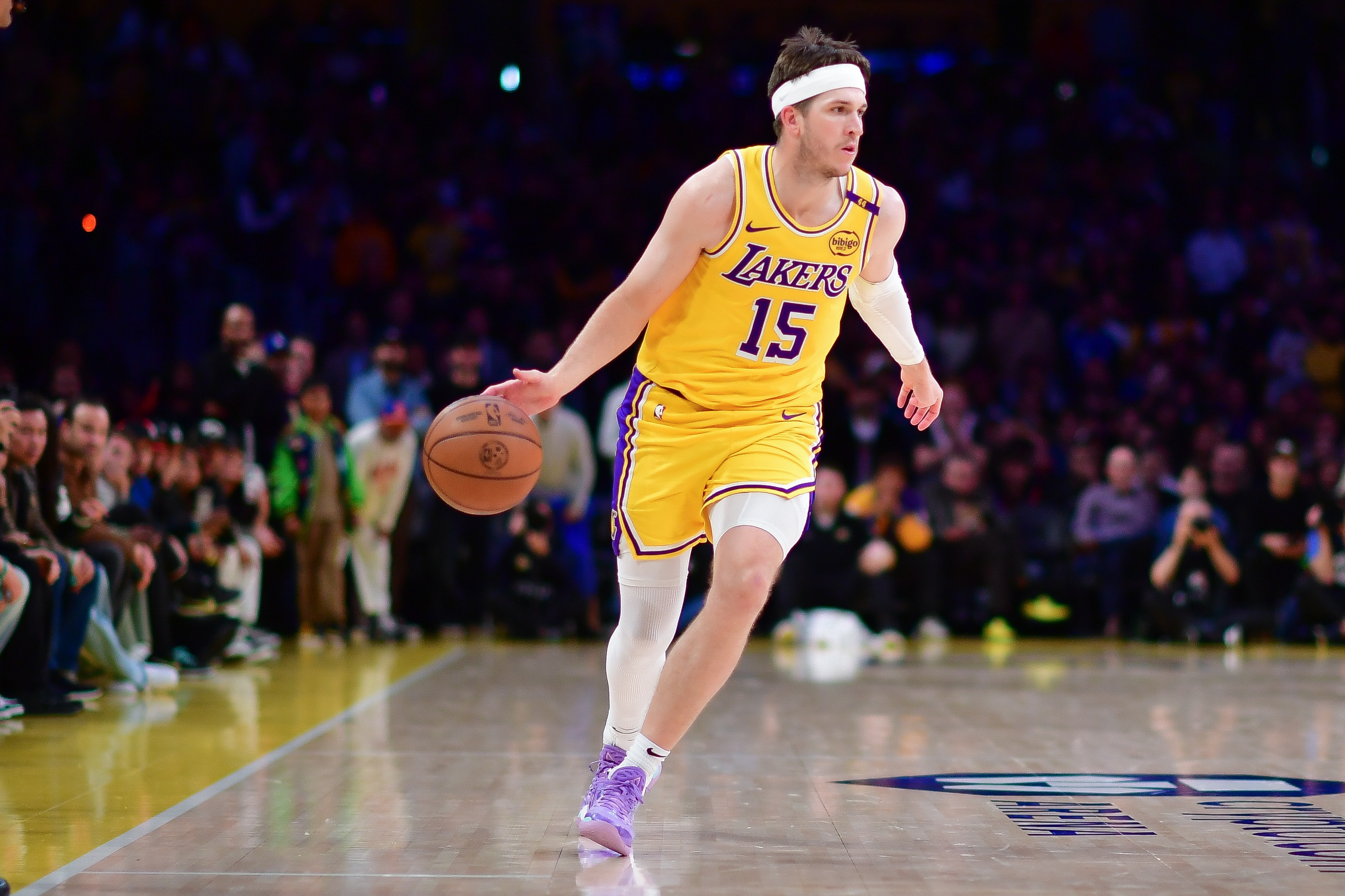 表現一般！里夫斯12中5&4記三分拿到16分3板2助1斷