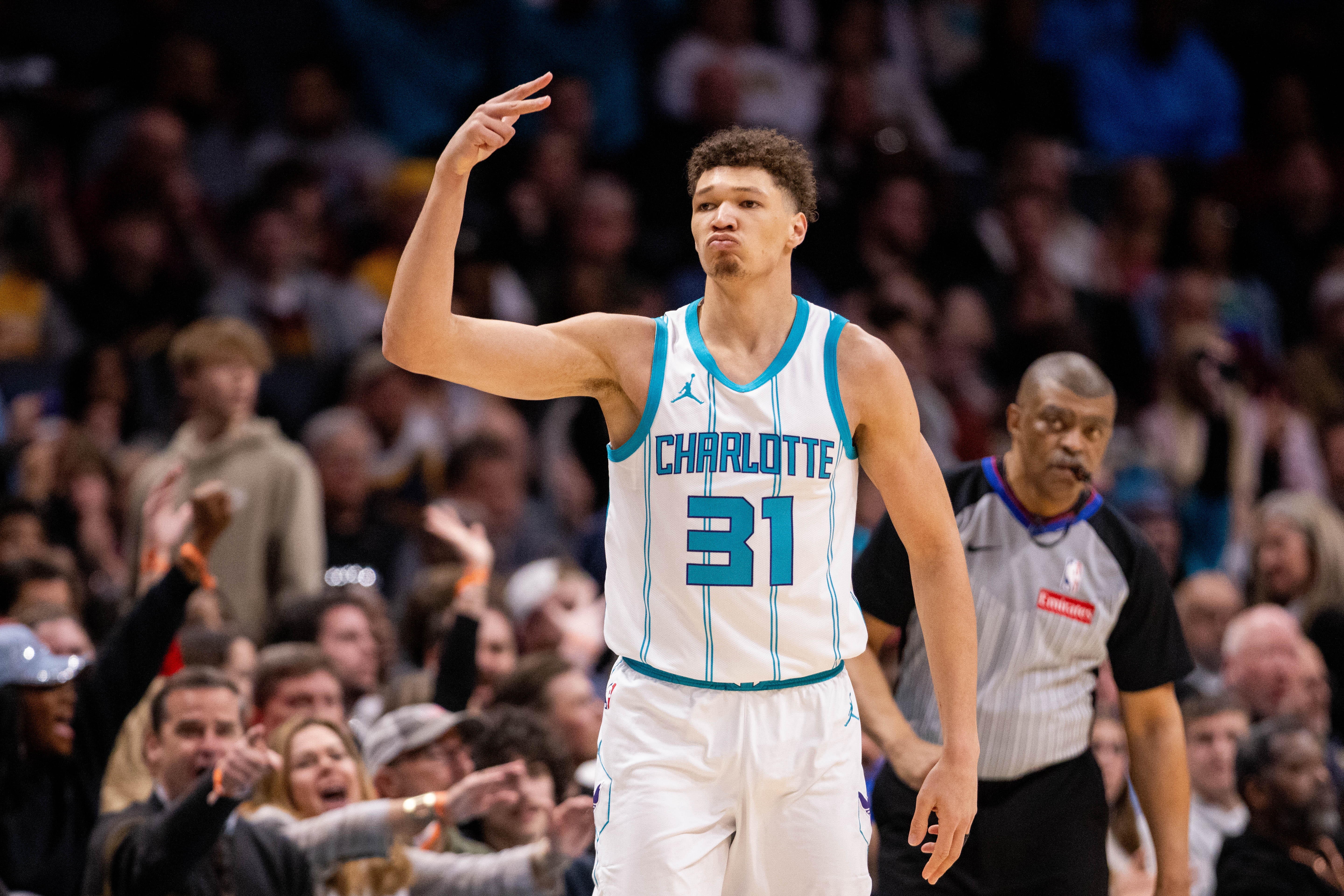 薩隆談表現:經歷了起起落落這是成長的過程 現在我更加自如了