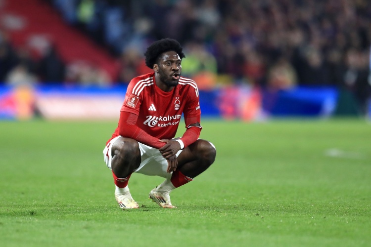 誰能免簽?28歲森林后衛埃納防守三區贏得球權105次 五大聯賽最多