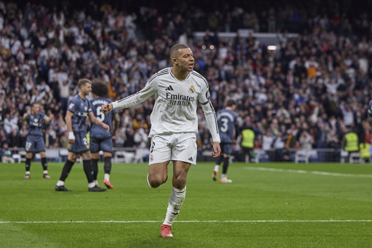 煙霧彈?記者:若未達到100%競技狀態(tài),姆巴佩將缺戰(zhàn)歐冠次回合