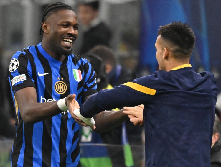 小圖拉姆：夢想走進球場有上帝視角感知比賽，我覺得這可能實現