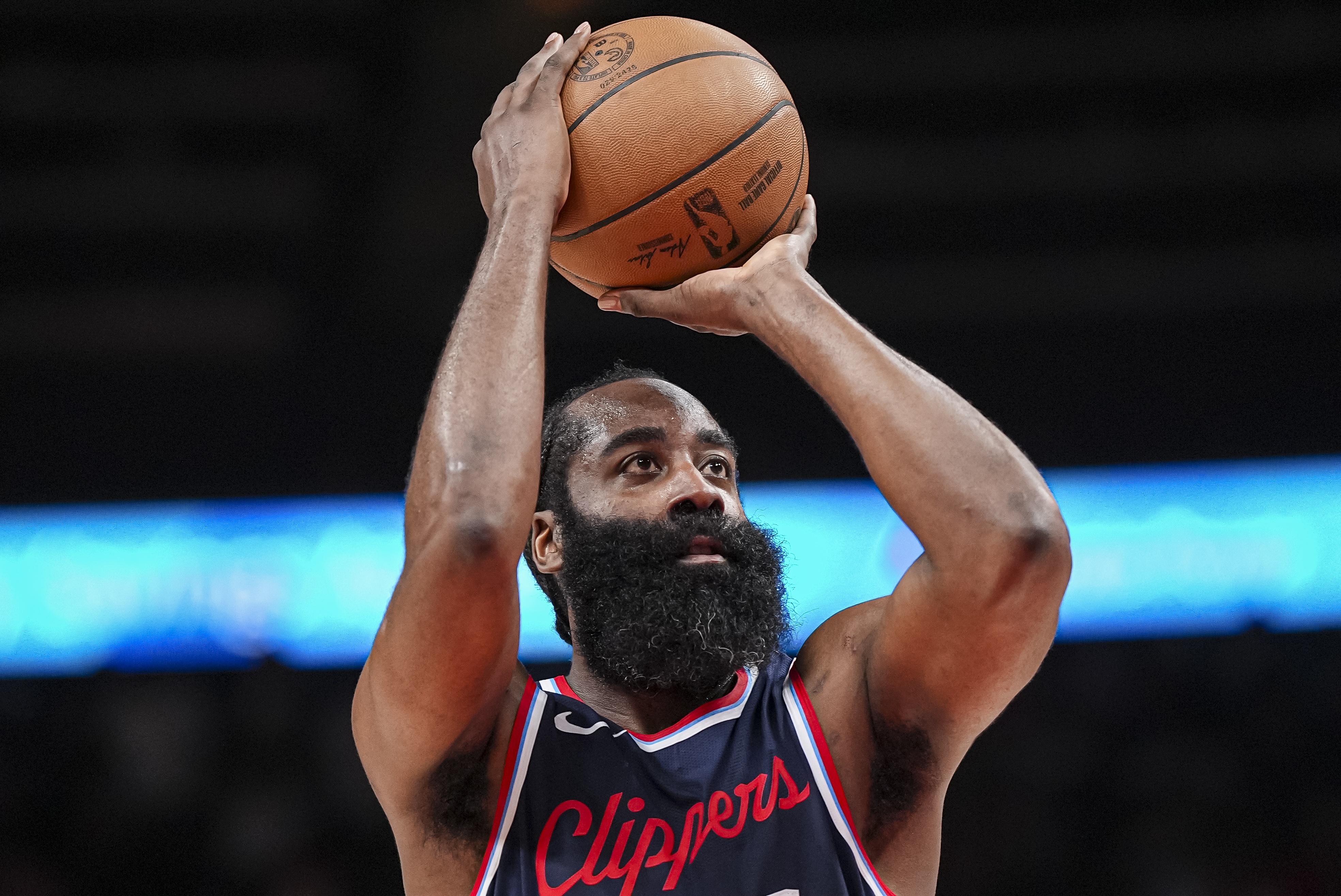 無所不能！哈登半場11中7&三分4中3砍最高23分加4板5助 正負(fù)值+27