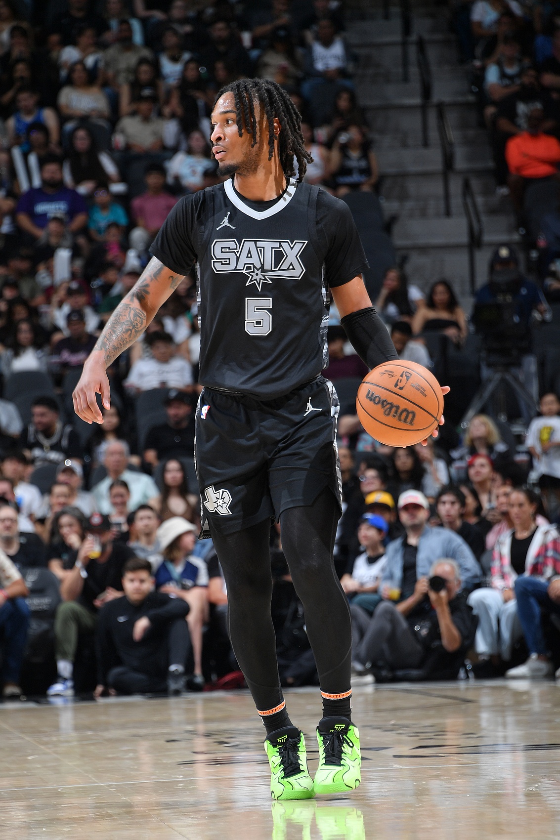 卡斯爾:犯規(guī)問題讓比賽變得很難 防守時我無法真正觸碰對方