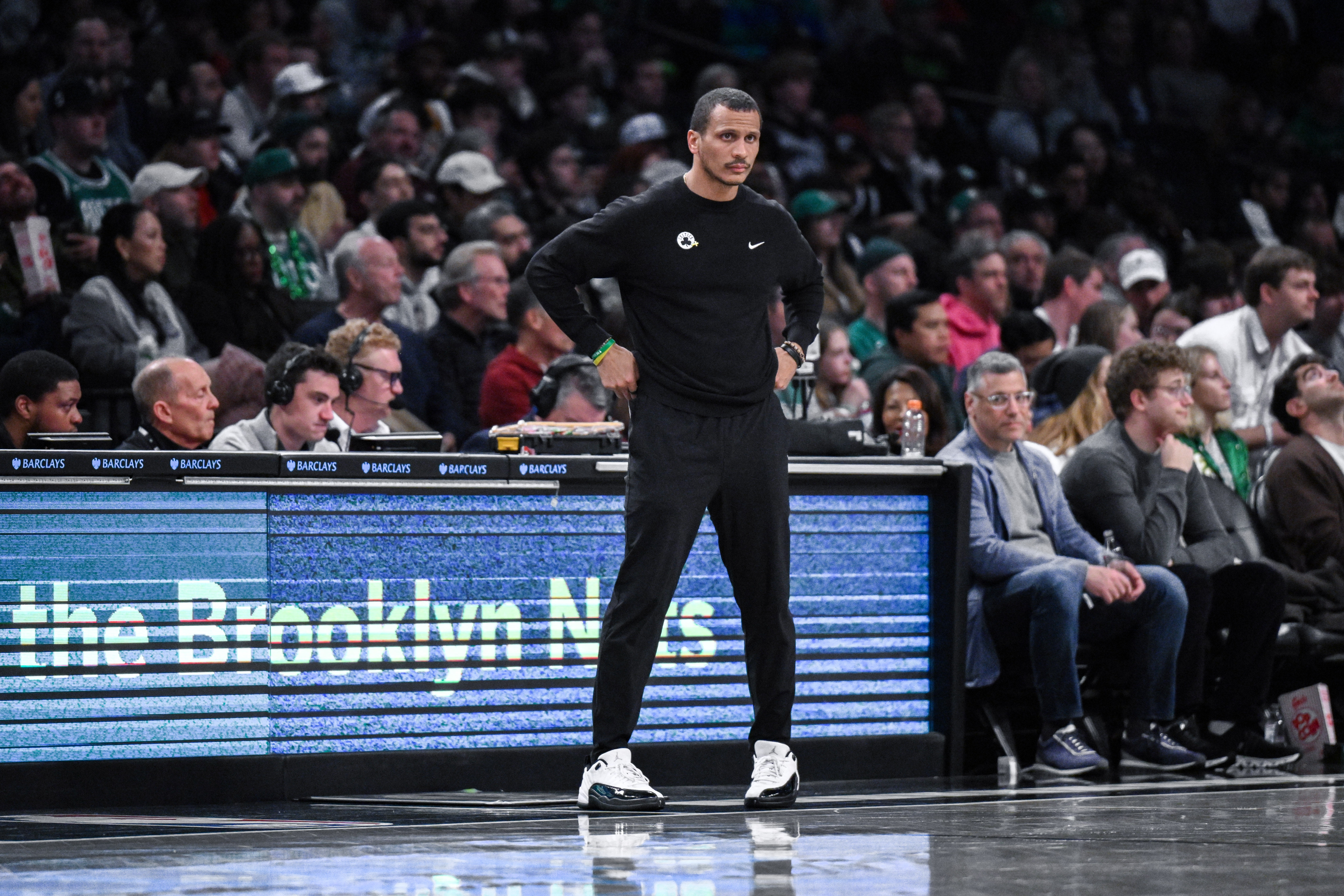 隊(duì)記：綠軍新老板與史蒂文斯進(jìn)行了深入交談 今天將會(huì)見馬祖拉！