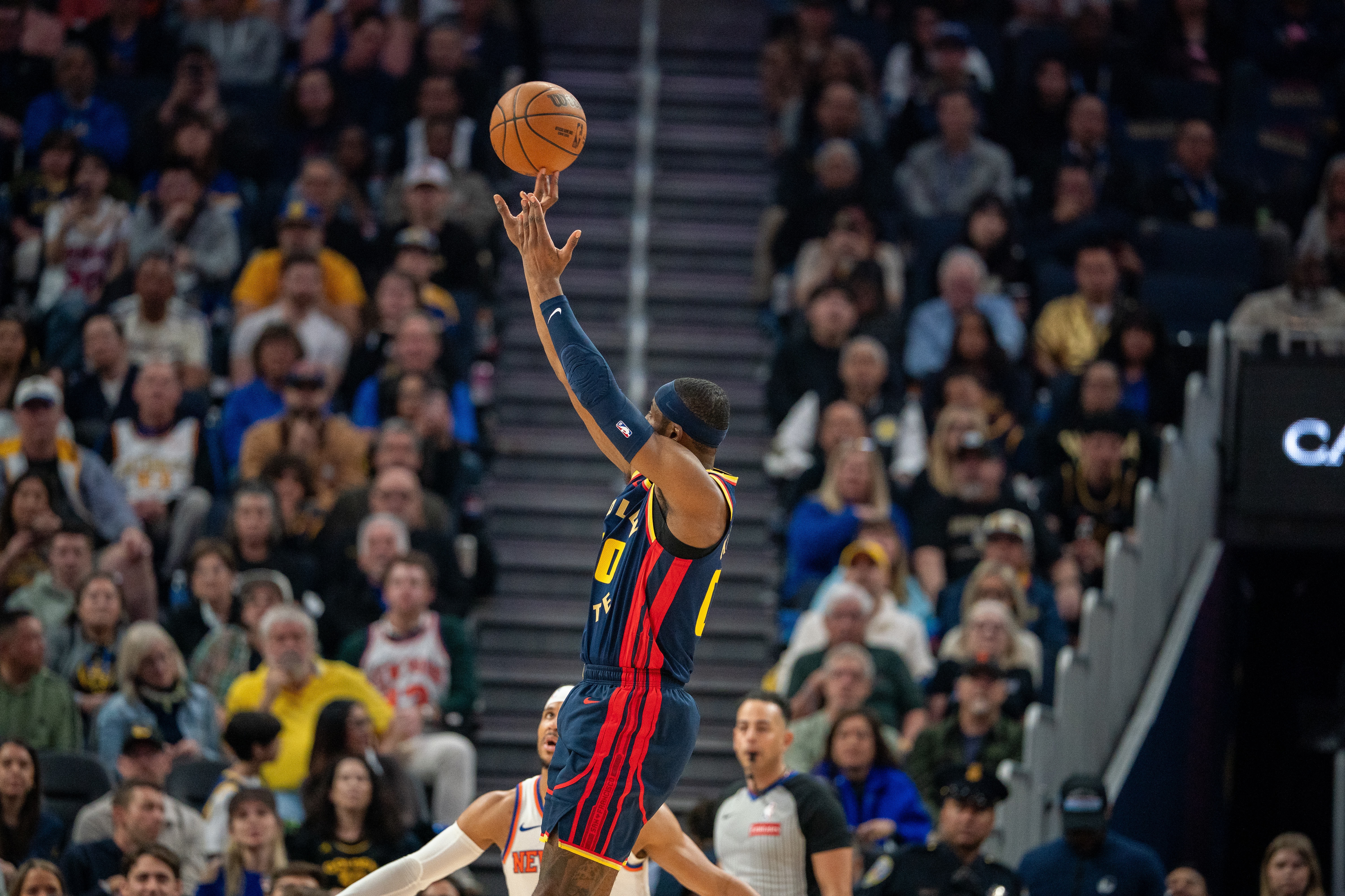 手感不佳！庫明加首節7投2中得到6分1板1助 節末炸裂補扣很提氣