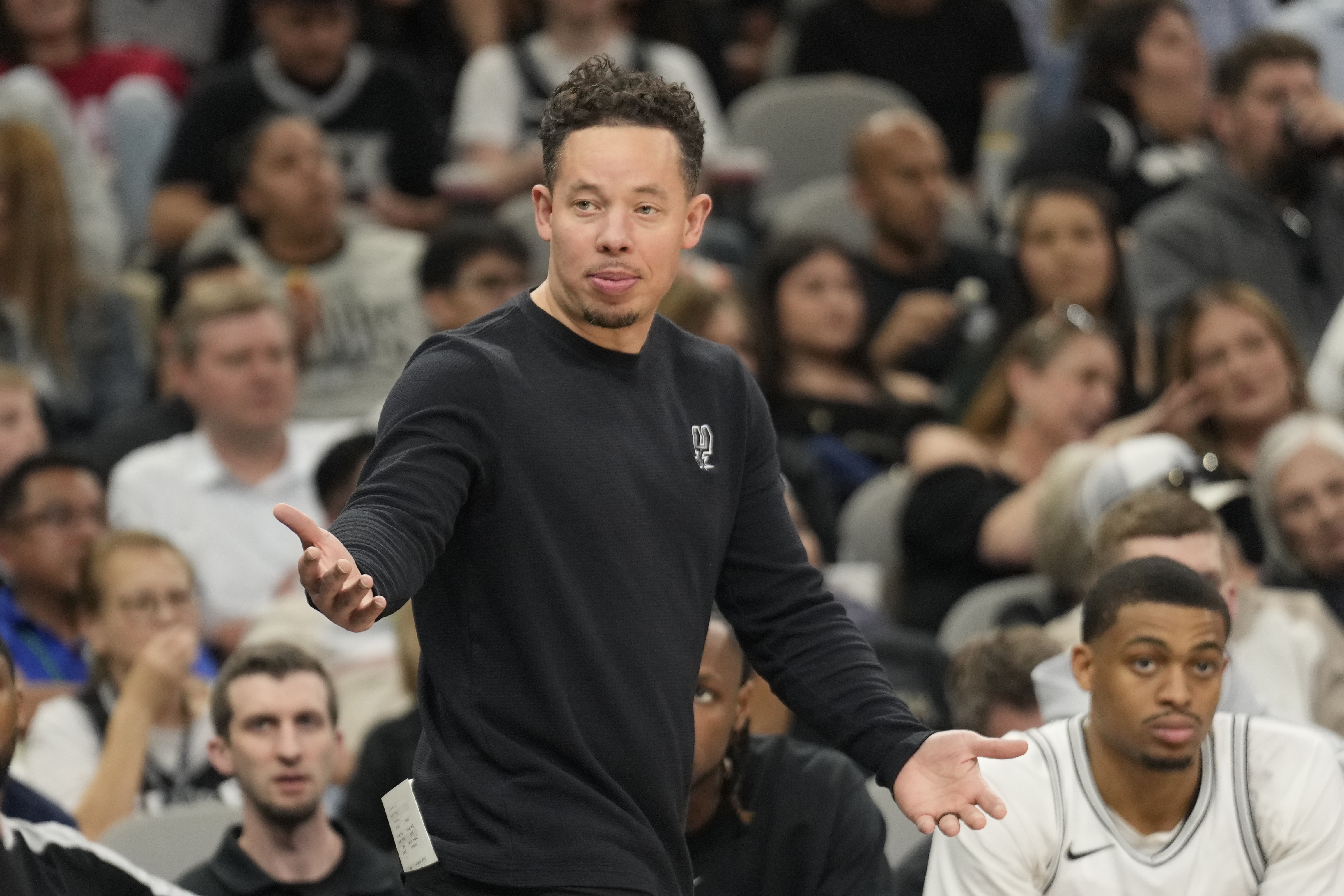 馬刺代理主帥：球隊暴露出了一些小問題 我們沒能對上對手的對抗