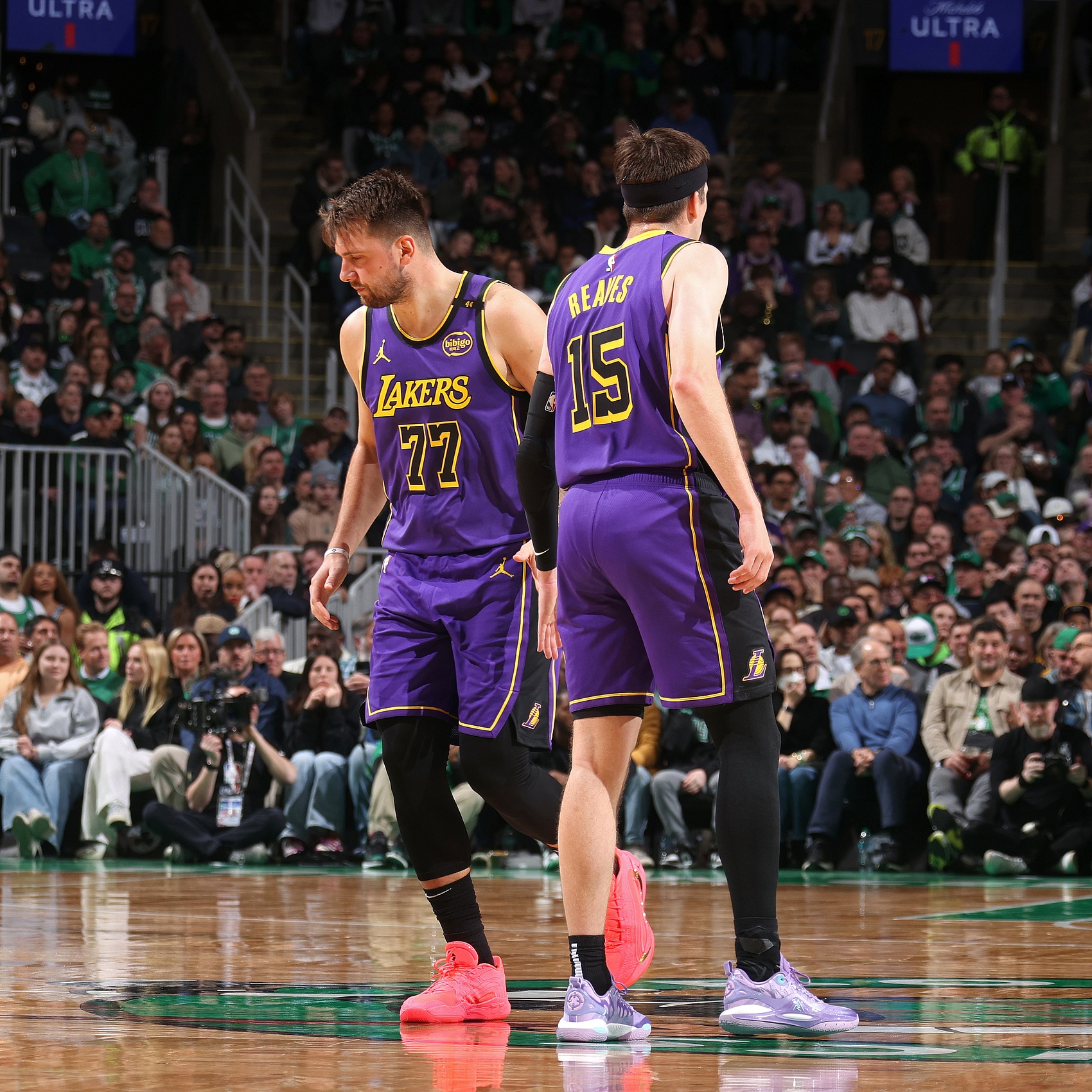 雙向首發(fā)！湖人首發(fā)：東契奇&古德溫&里夫斯&電風扇&海斯