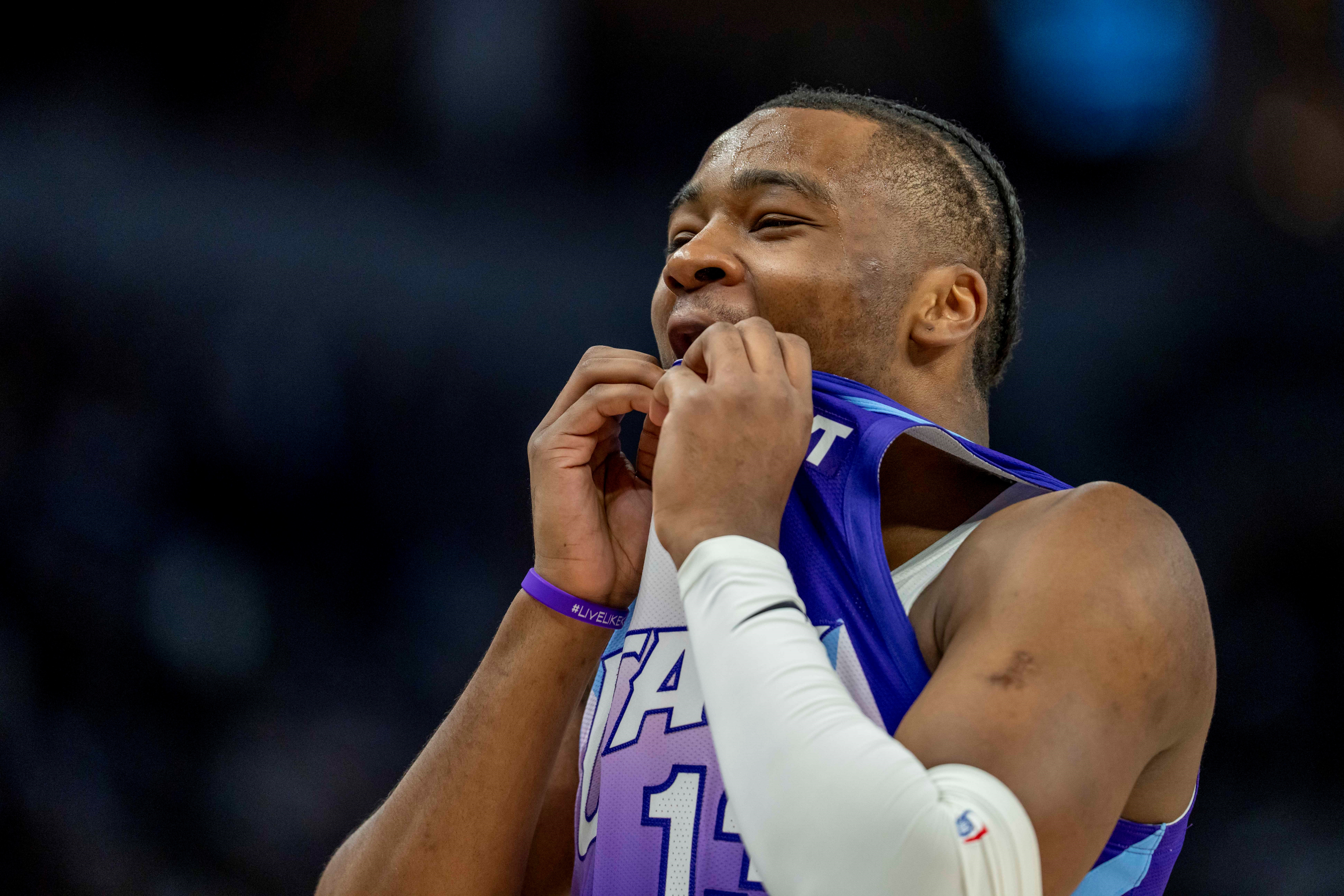 手感全無!29號秀科利爾7投全鐵僅靠罰球拿到3分 另有3板7助1斷