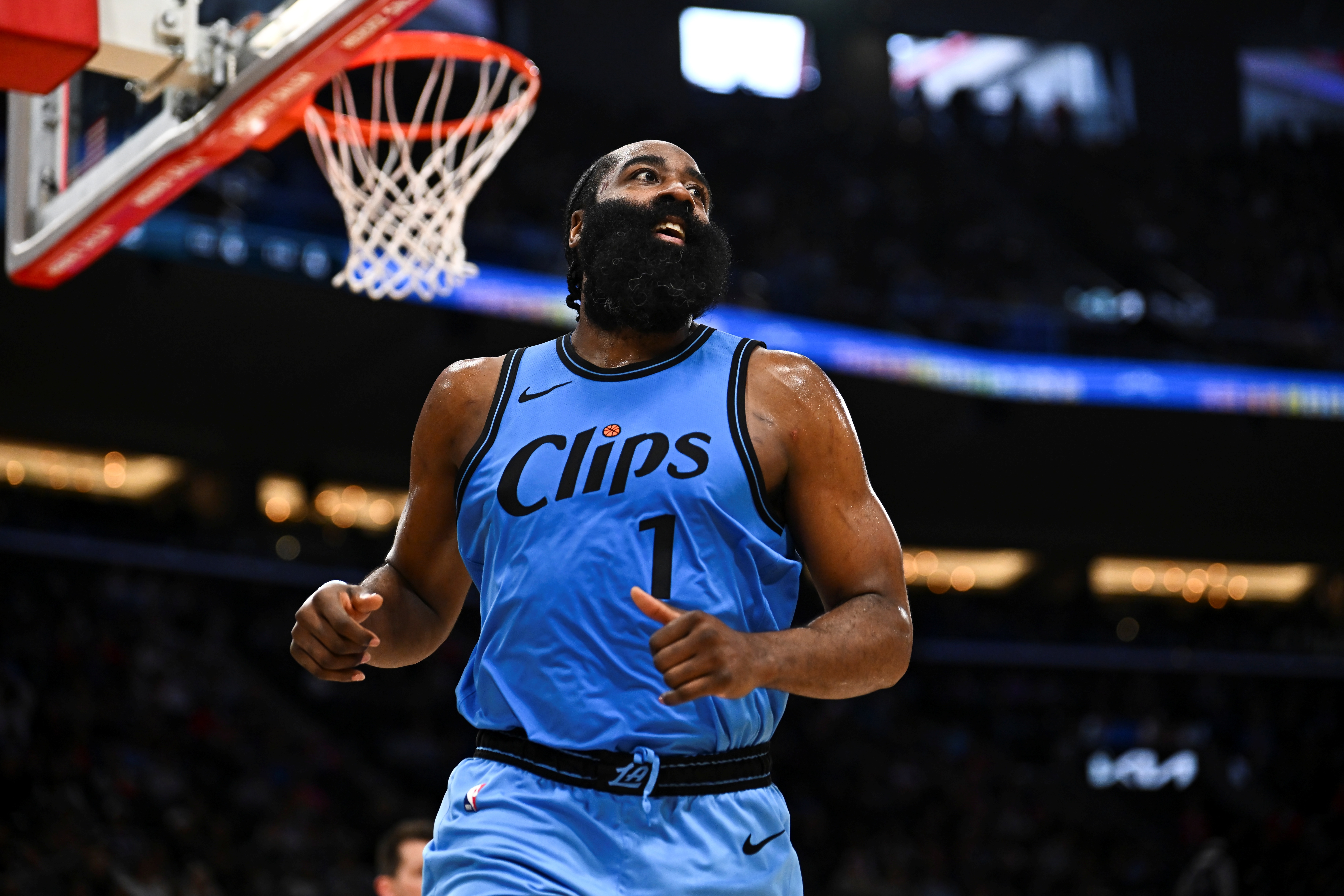 哈登近8戰場均29.1分6.3板9.3助&總助攻三分同期第一 快船7勝1負