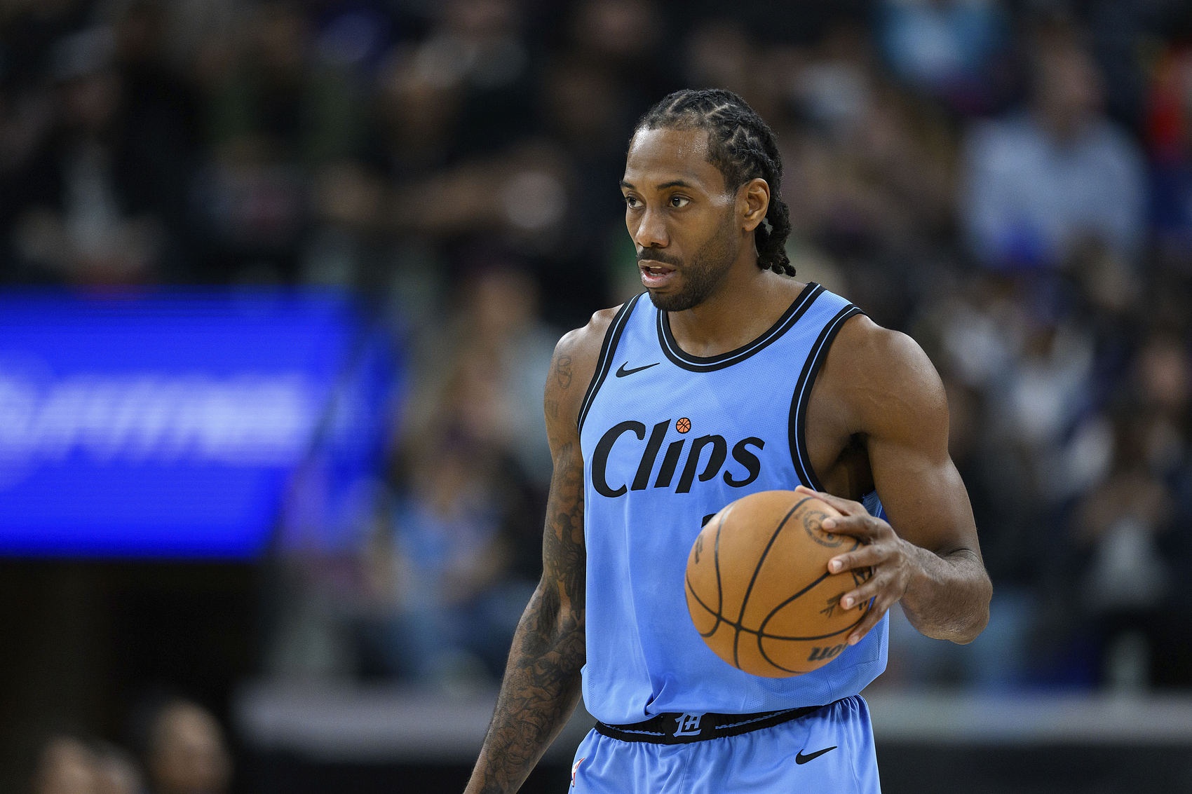 小卡:之前打季后賽一些不幸發生在我身上 但賽季勝率過5成是好事