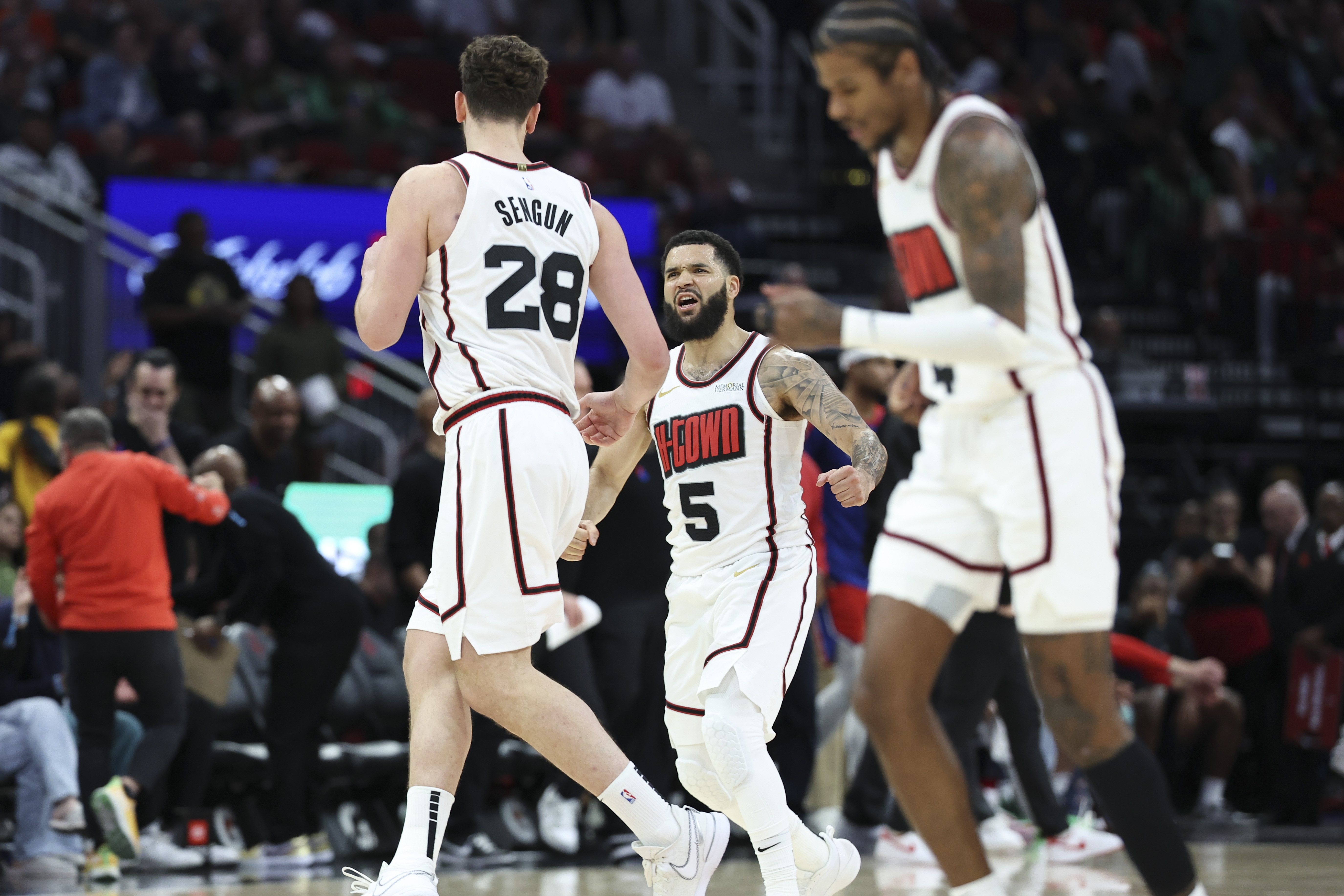 約基奇缺陣！火箭VS掘金先發！范喬丹&格林VS穆雷&戈登&小喬丹