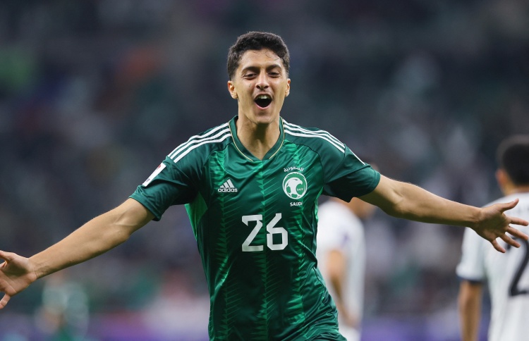 沙特中場賽前:與中國隊的比賽至關重要 要取勝并確保直通世界杯