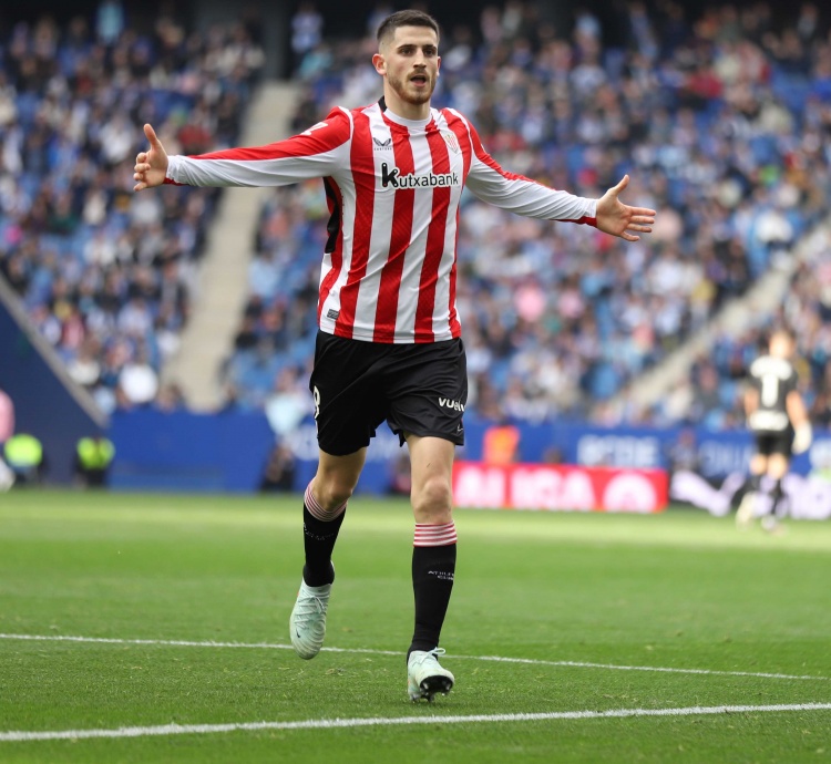 冷門猛人！24歲桑謝特身價(jià)6000萬擠進(jìn)西甲前15，賽季26場(chǎng)14球3助