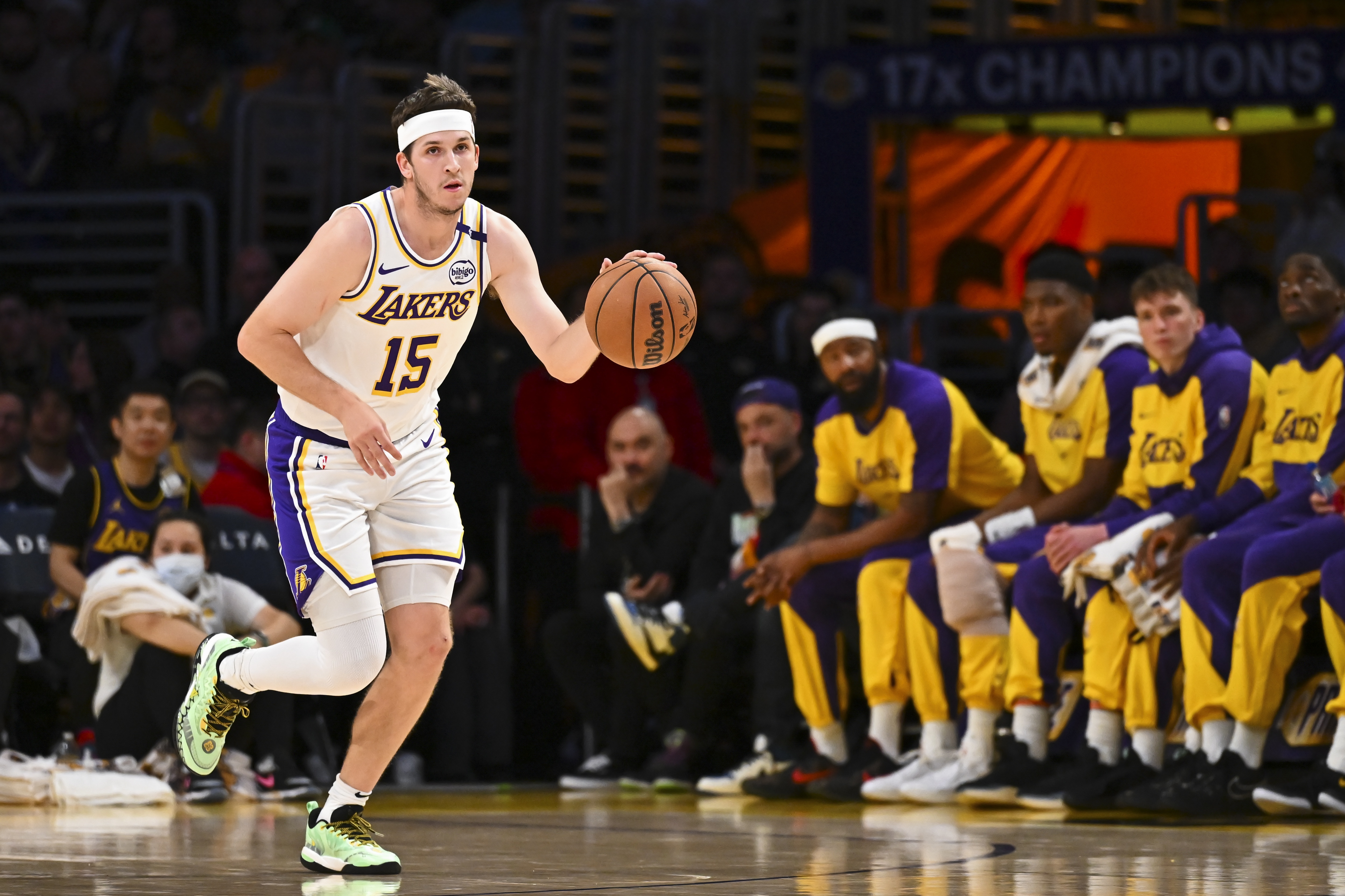 穩定發揮!里夫斯16中8拿到24分4板5助1斷