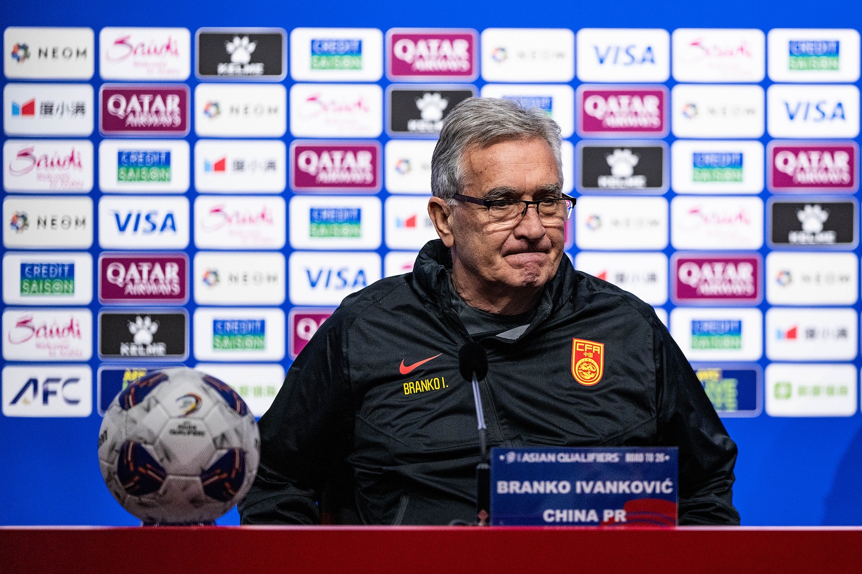 媒體人：國足沒把打造堅韌防守體系作為基礎，這種定位無法理解