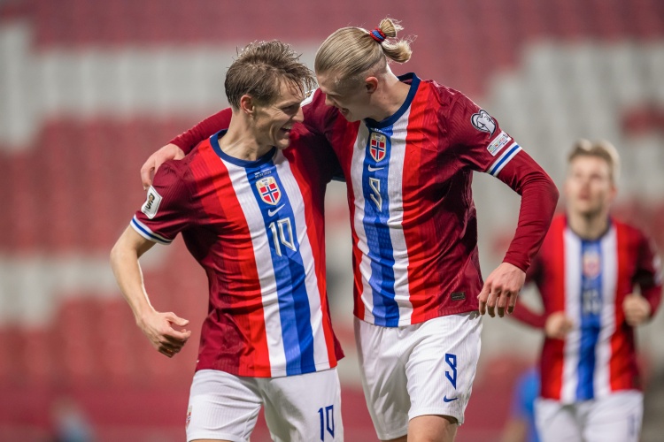 能否擠掉意大利?挪威2連勝領跑 3億雙核哈蘭德+厄德高從未踢大賽