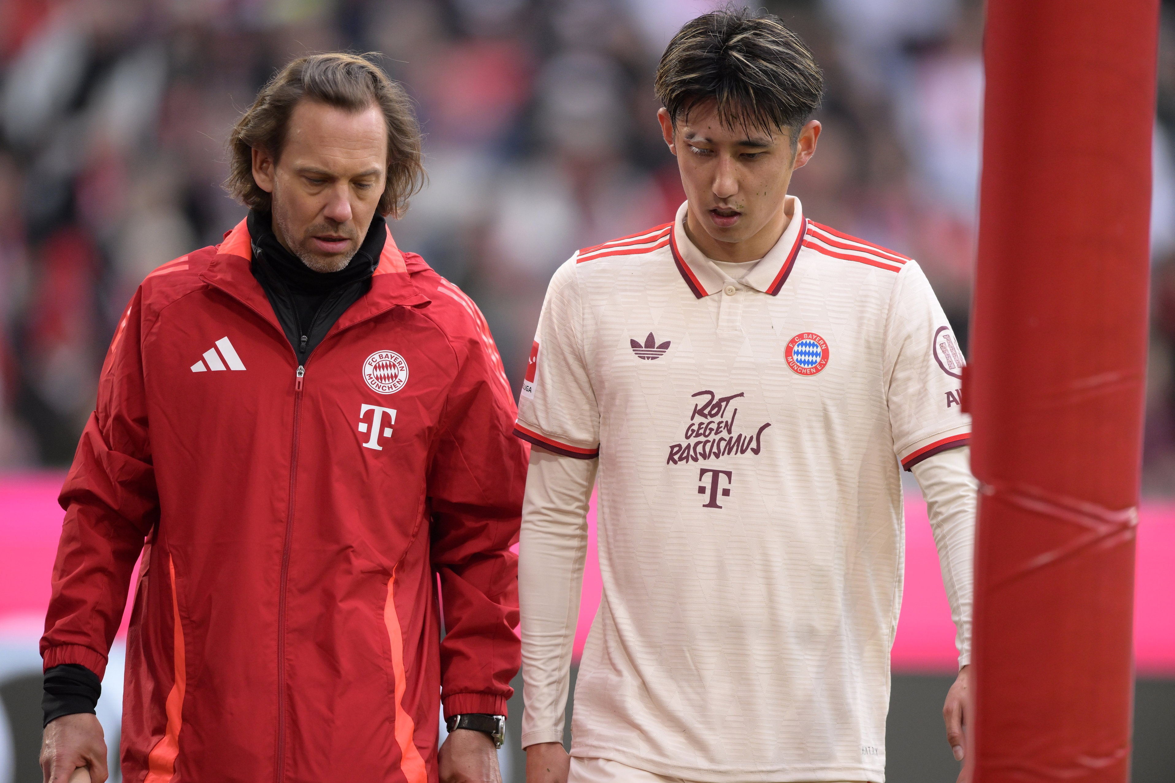 圖片報:伊藤洋輝賽季報銷,預計將因跖骨骨折休戰三個月